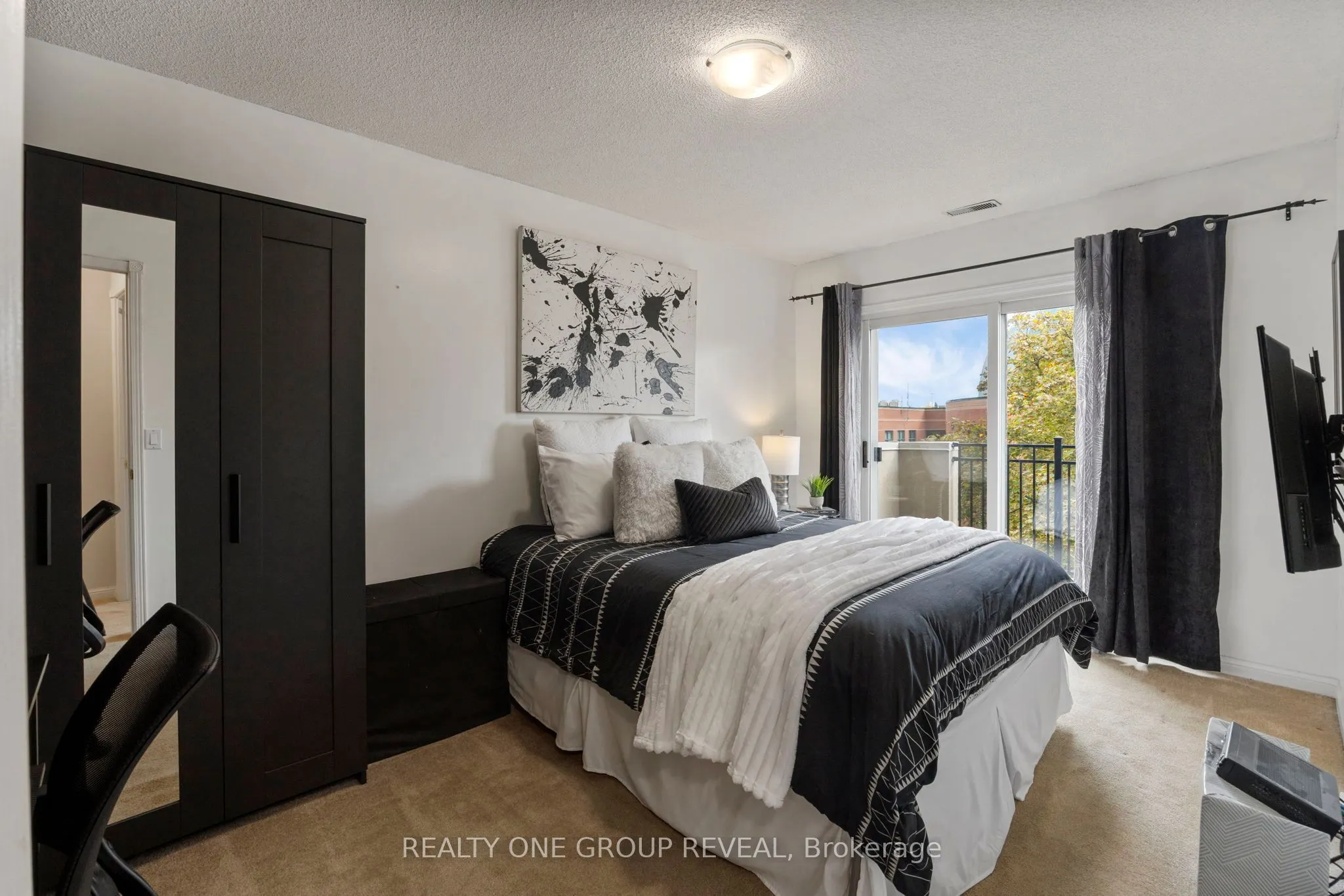 1400 The Esplanade Drive N, #803