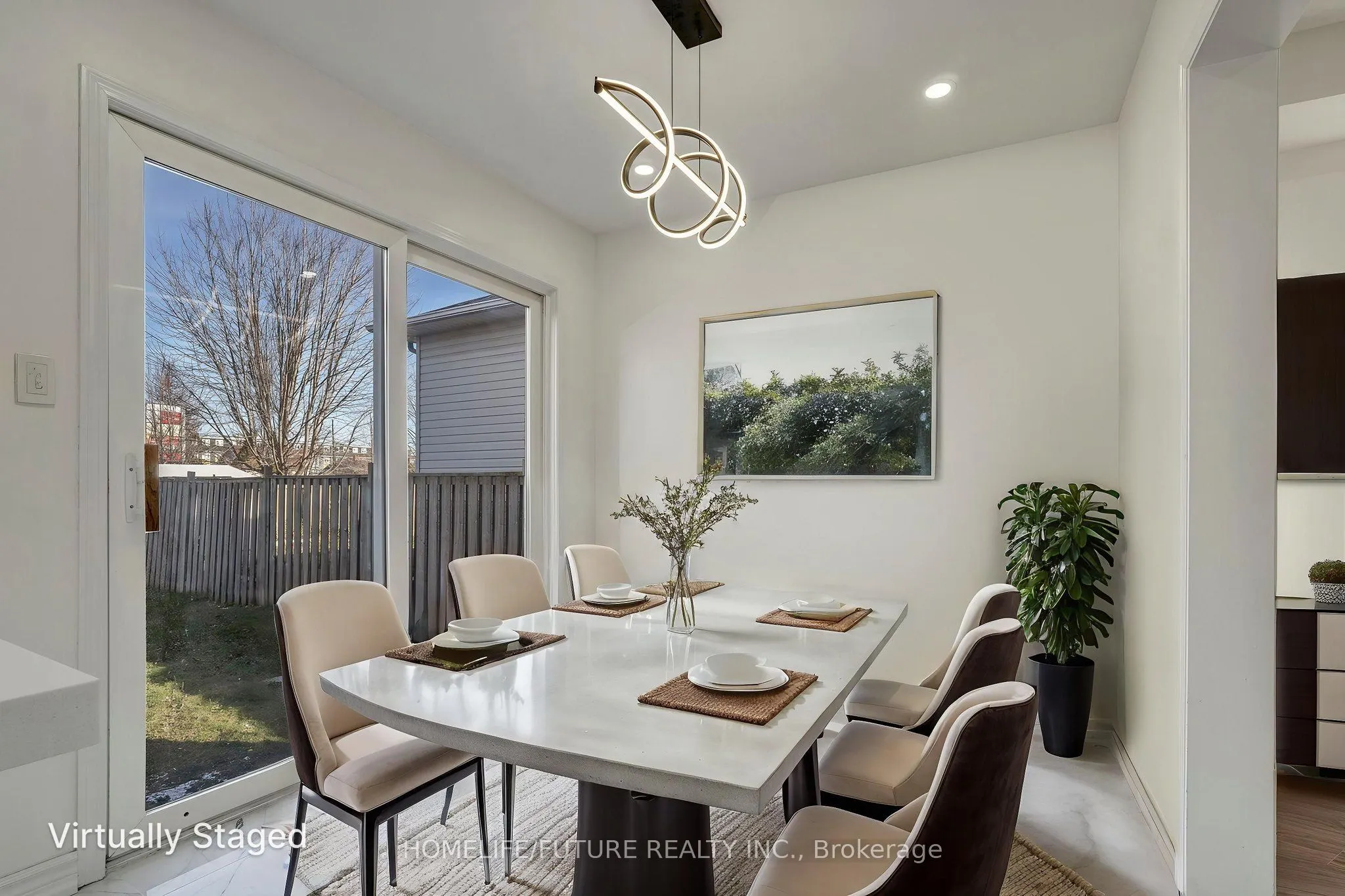 1803 Dalhousie Crescent