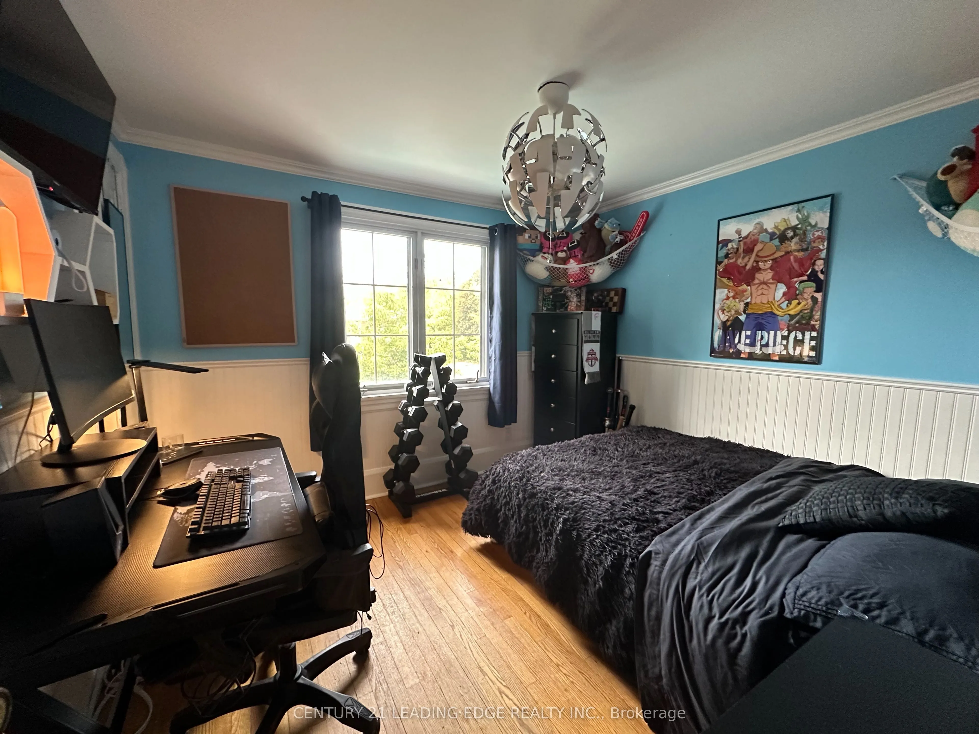 30 Cadillac Avenue N