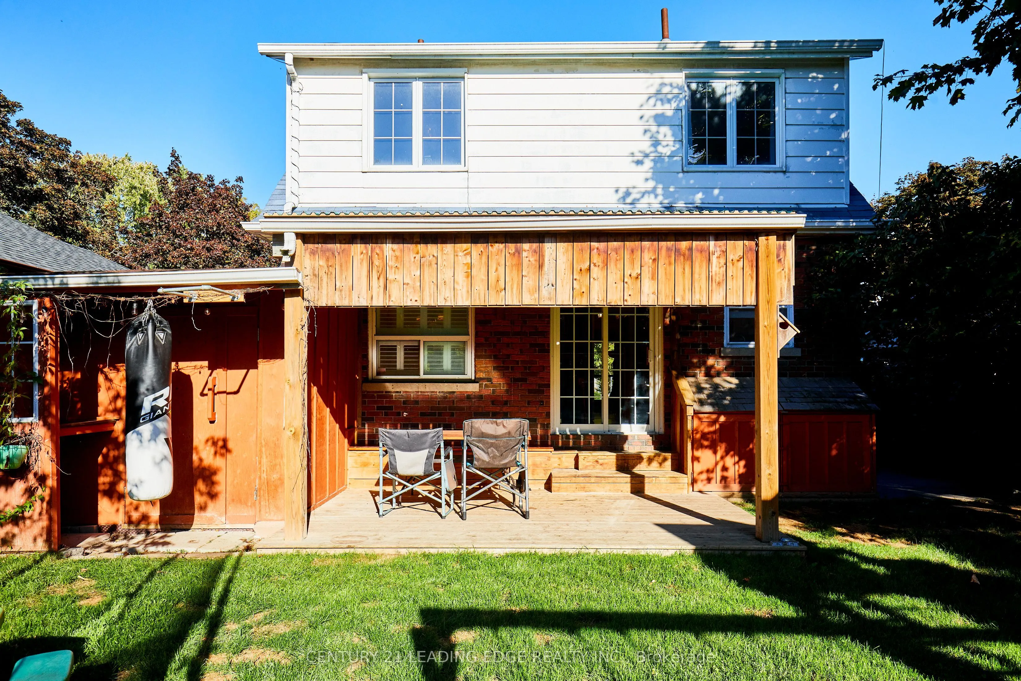 30 Cadillac Avenue N