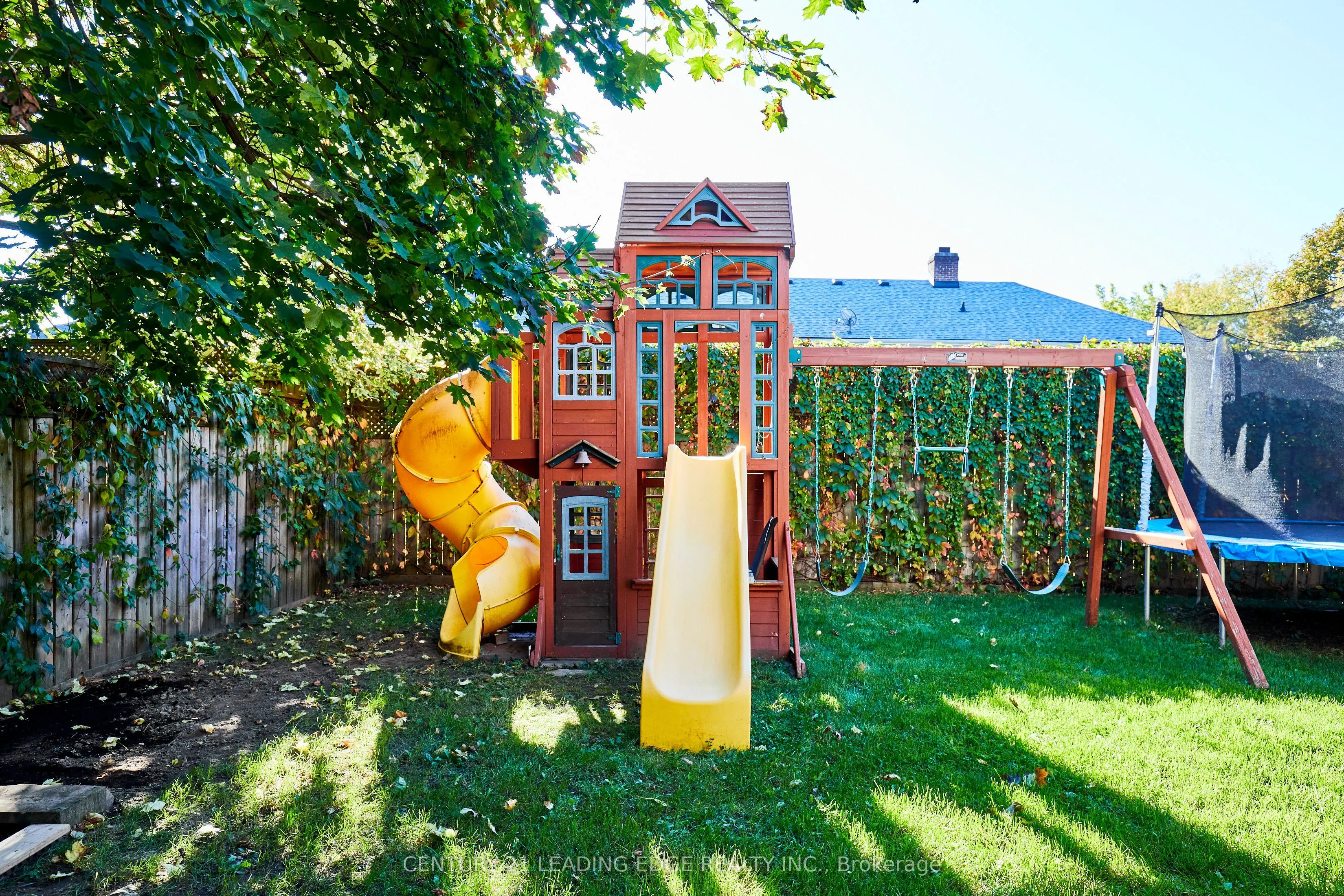 30 Cadillac Avenue N