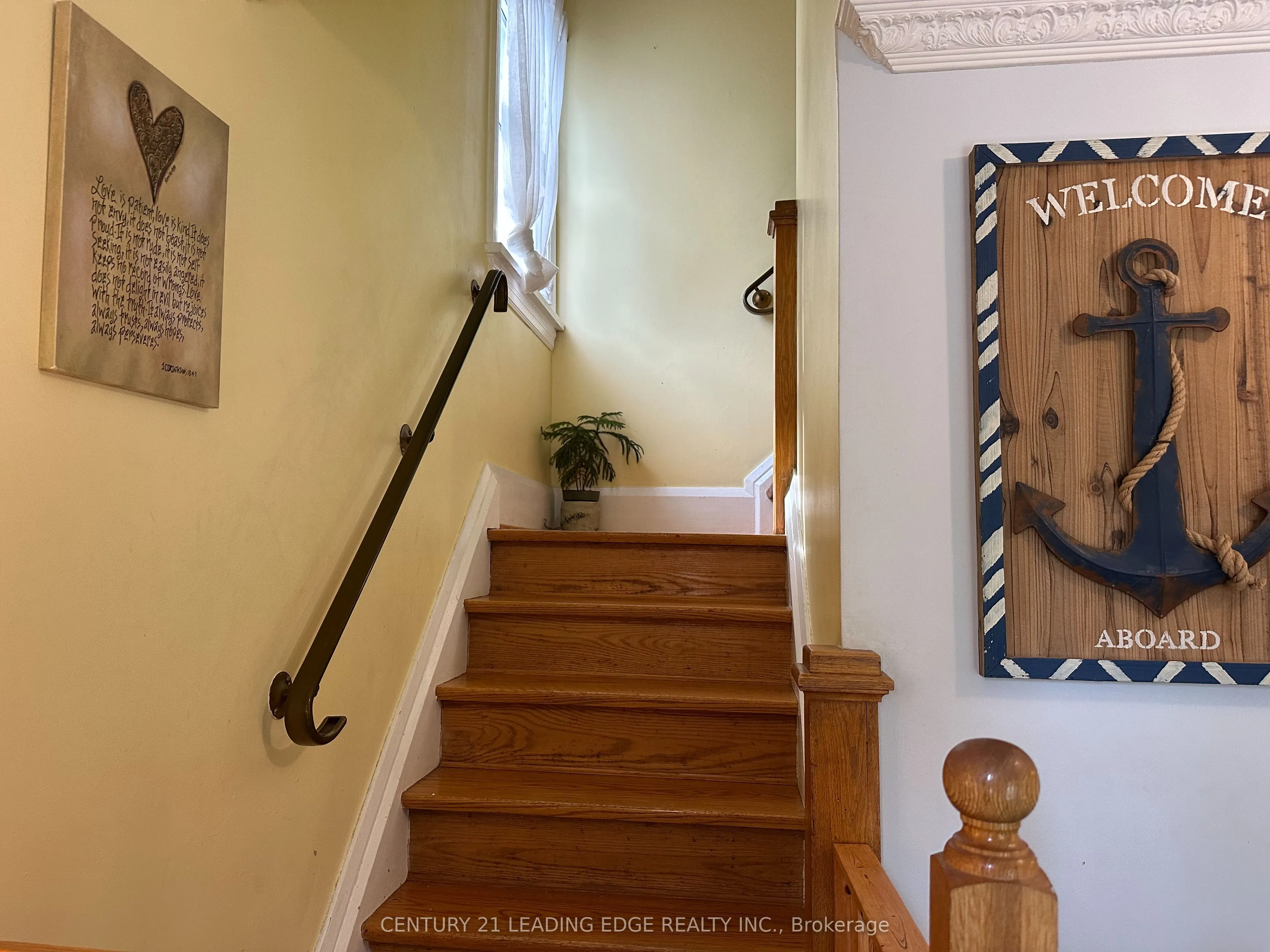 30 Cadillac Avenue N