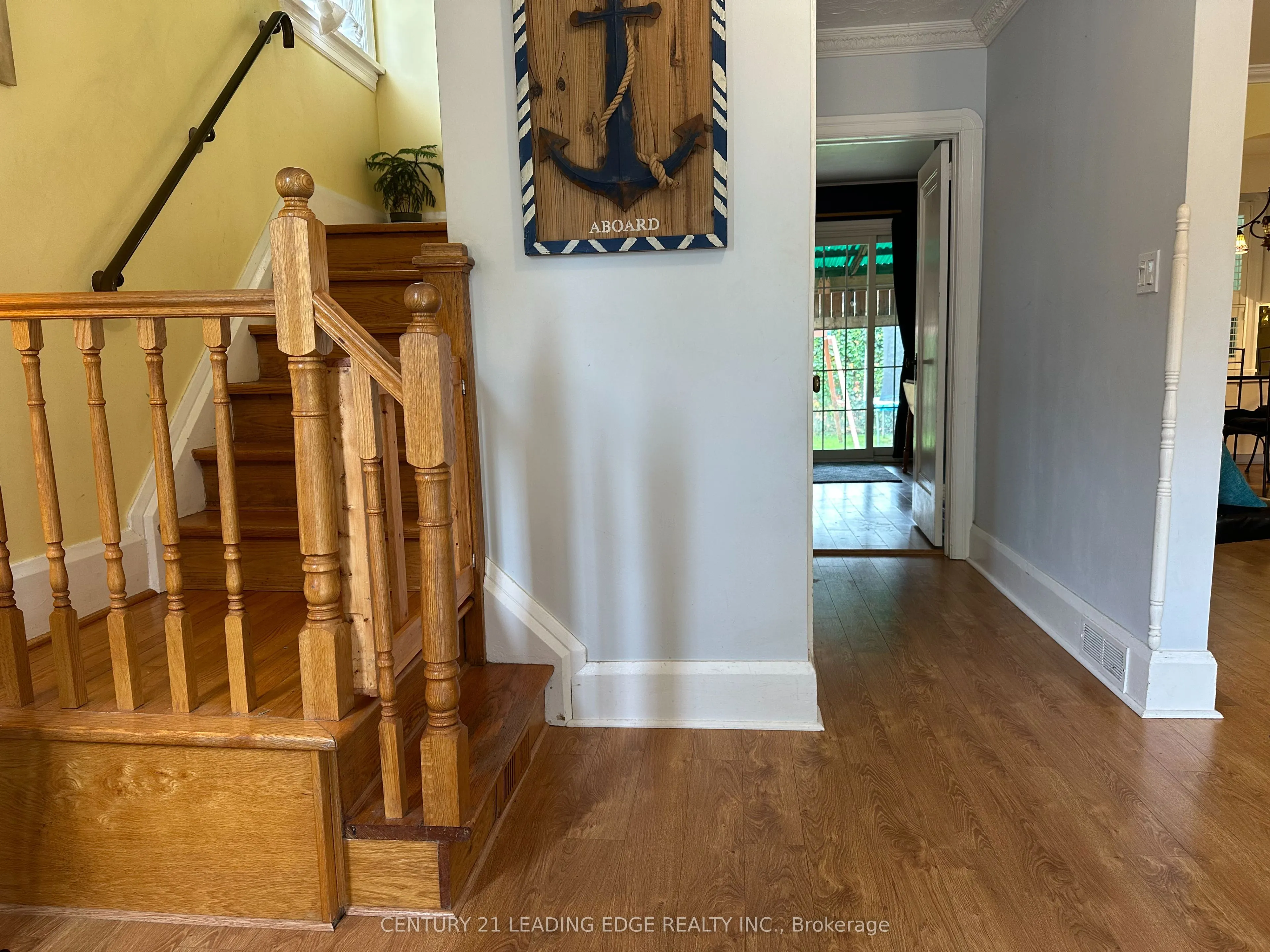 30 Cadillac Avenue N