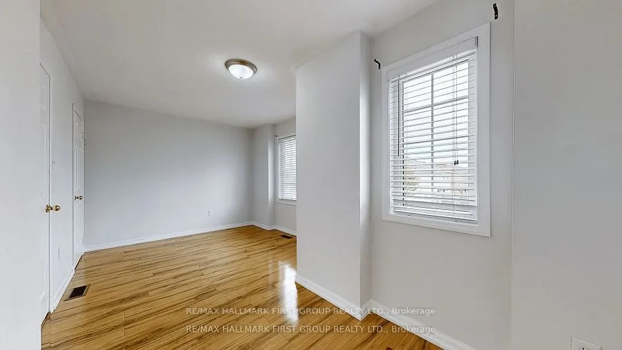 39 ROBIDEAU Place