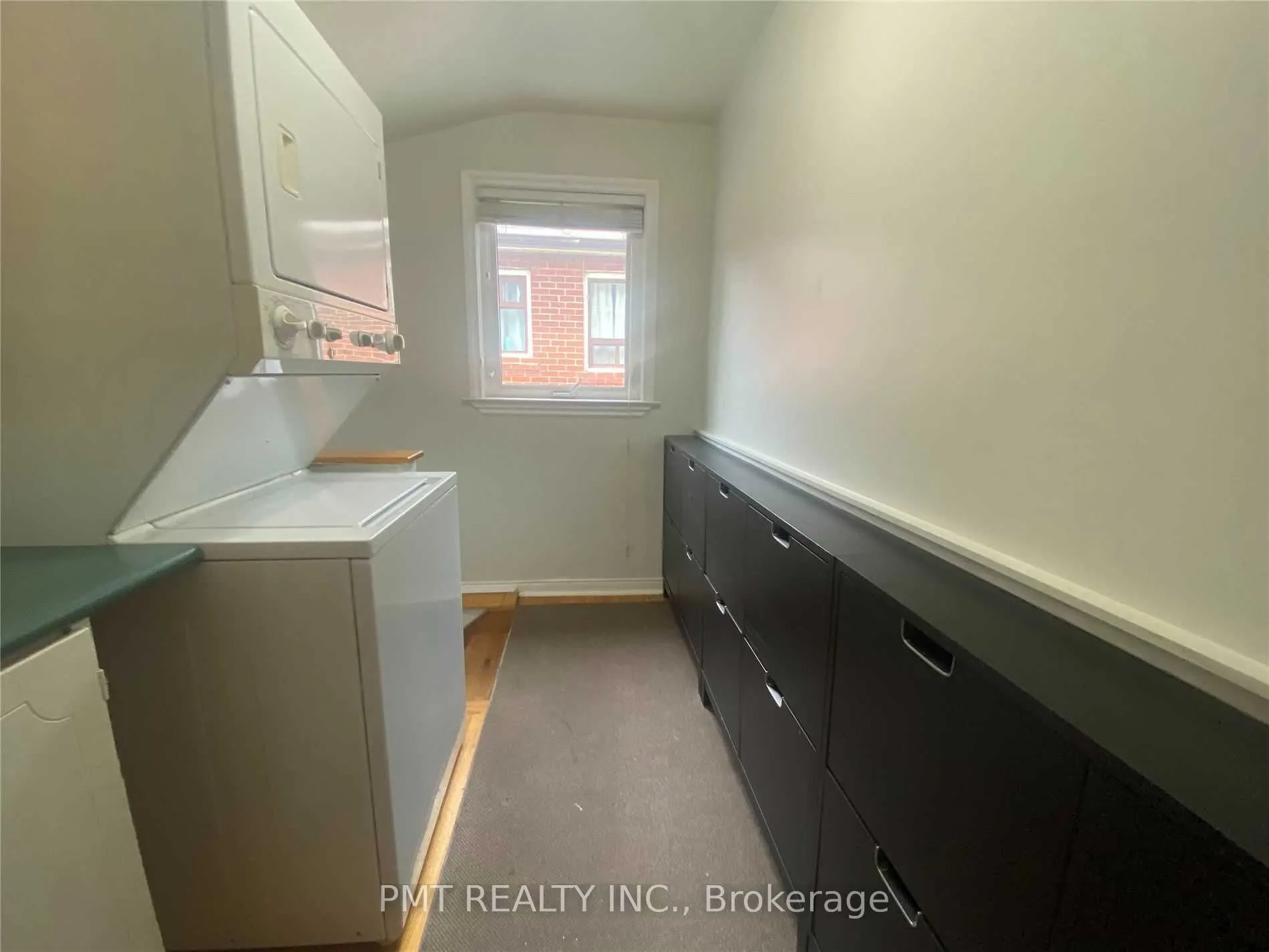 41 Park Street, #Main