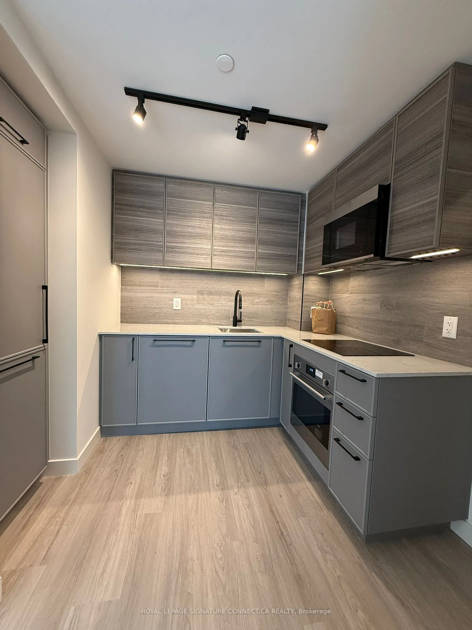 1050 Eastern Avenue, #917