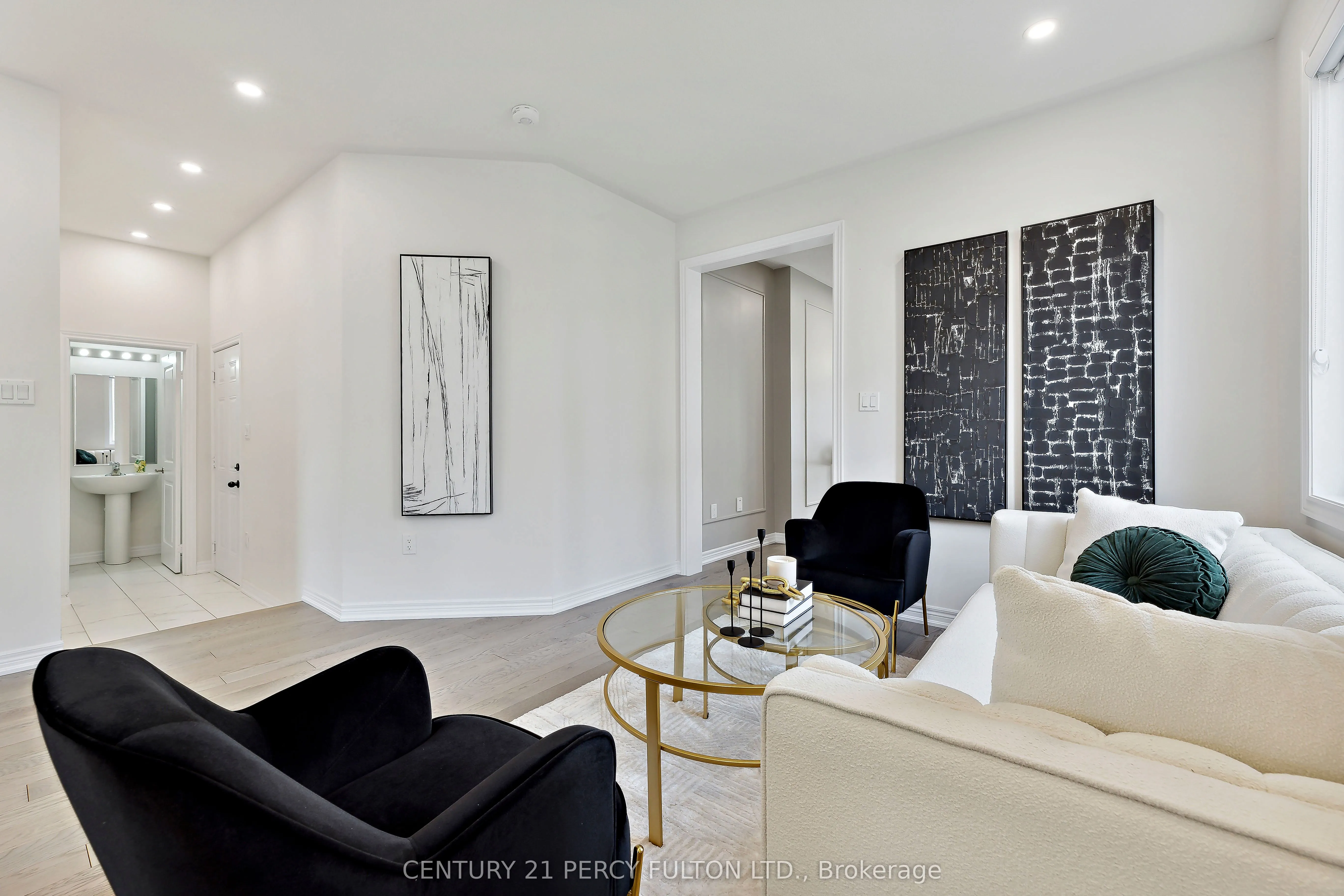 2137 Coppermine Street