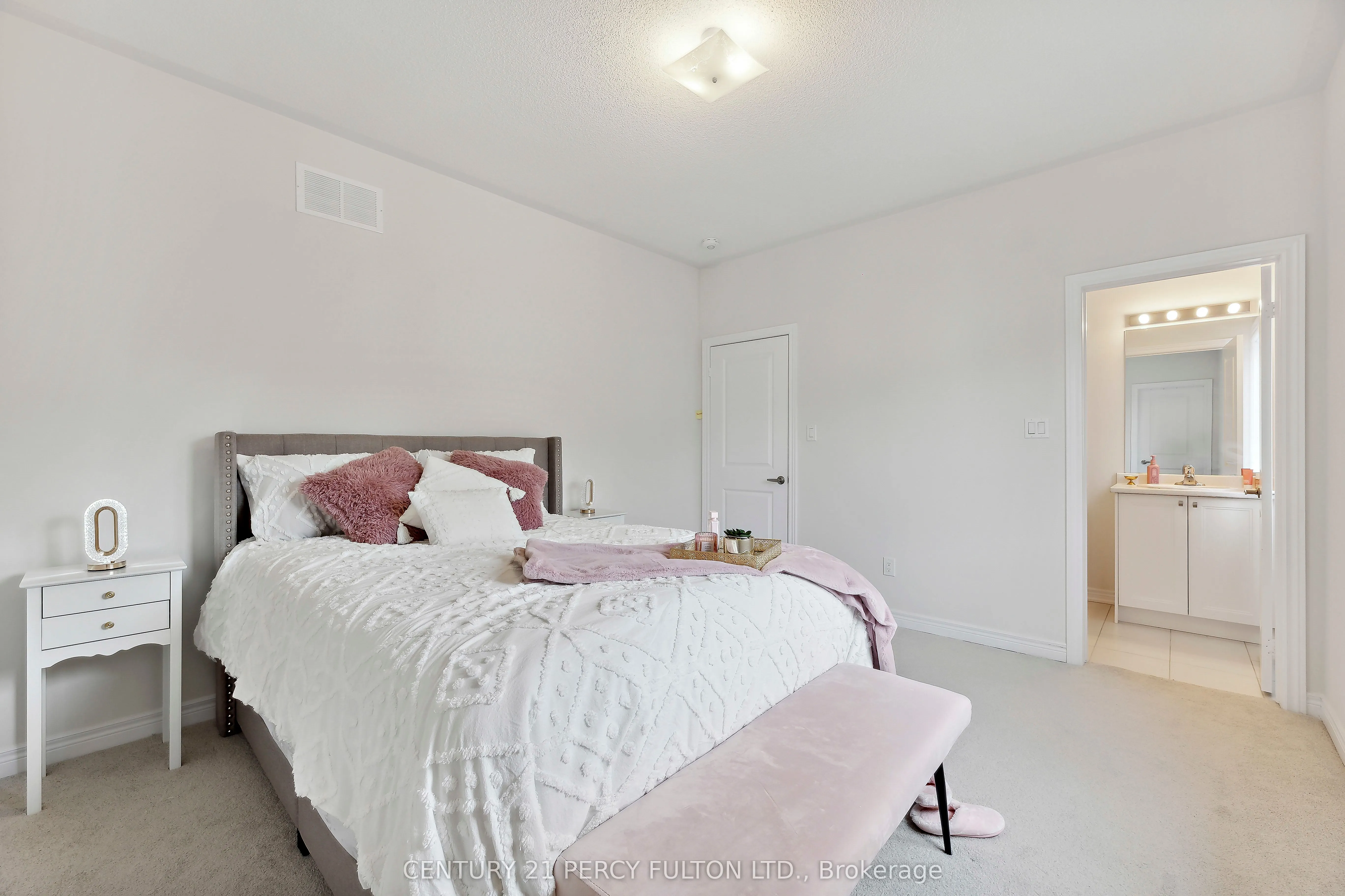 2137 Coppermine Street