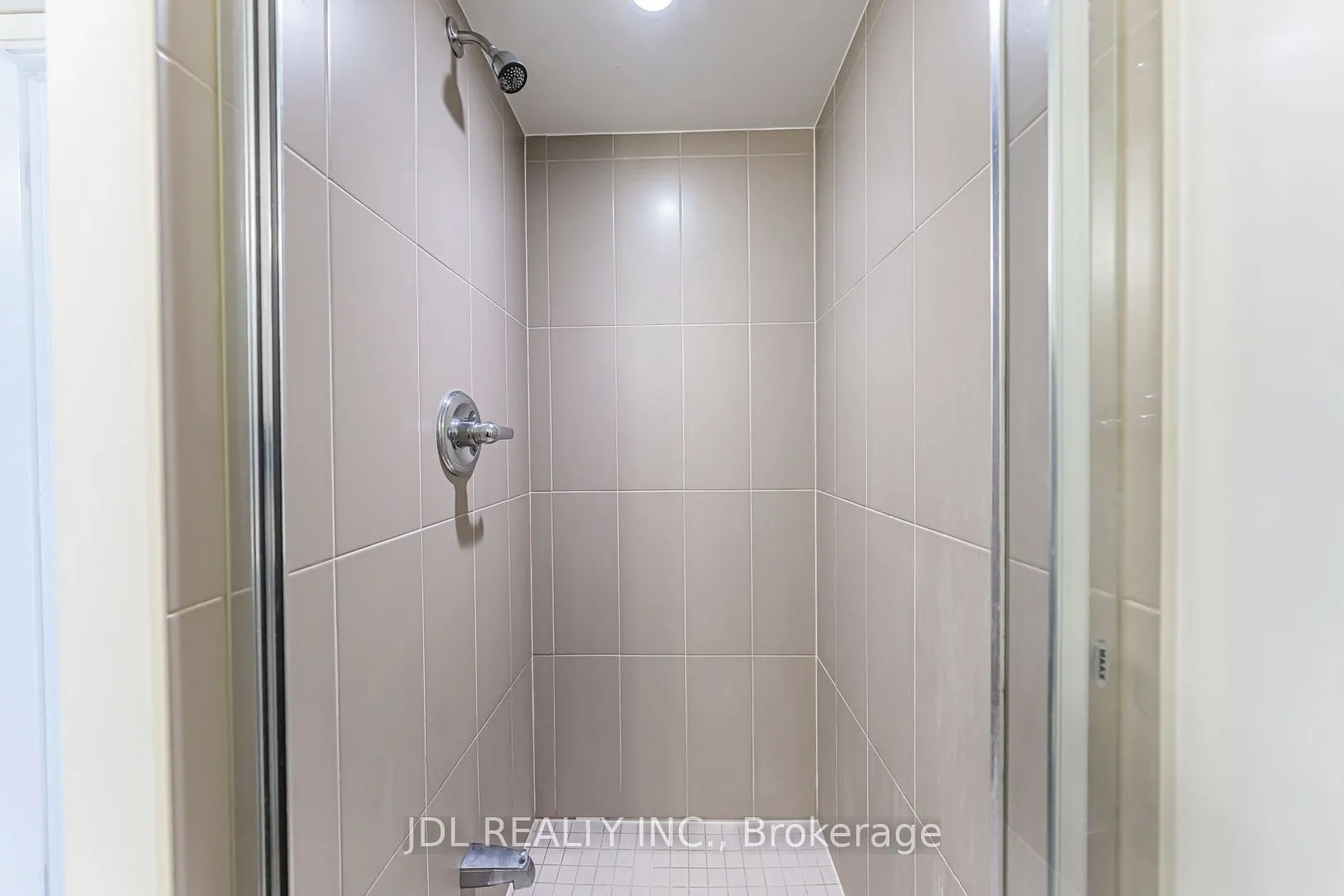 255 Village Green Square, #1402