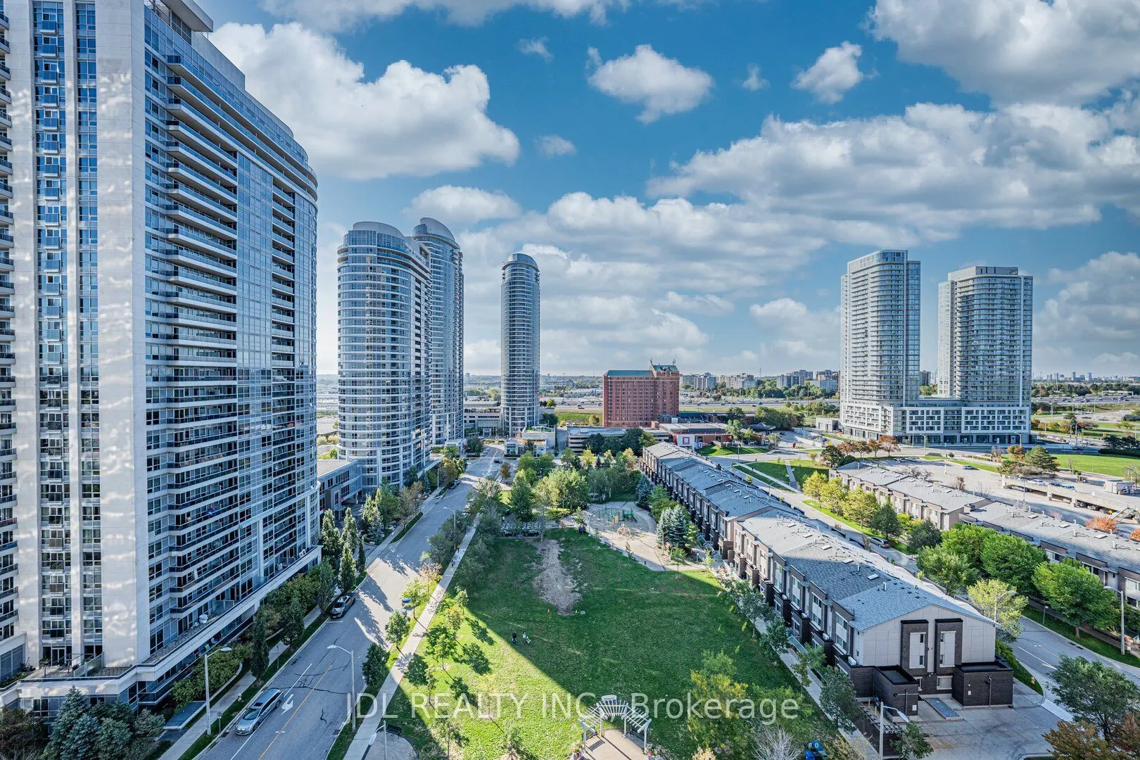 255 Village Green Square, #1402