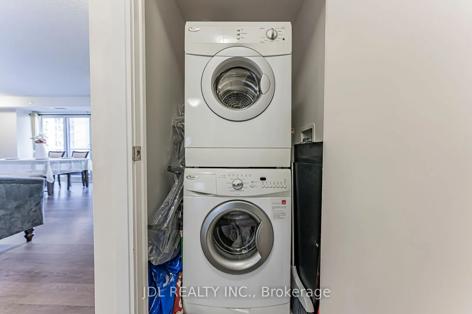 255 Village Green Square, #1402