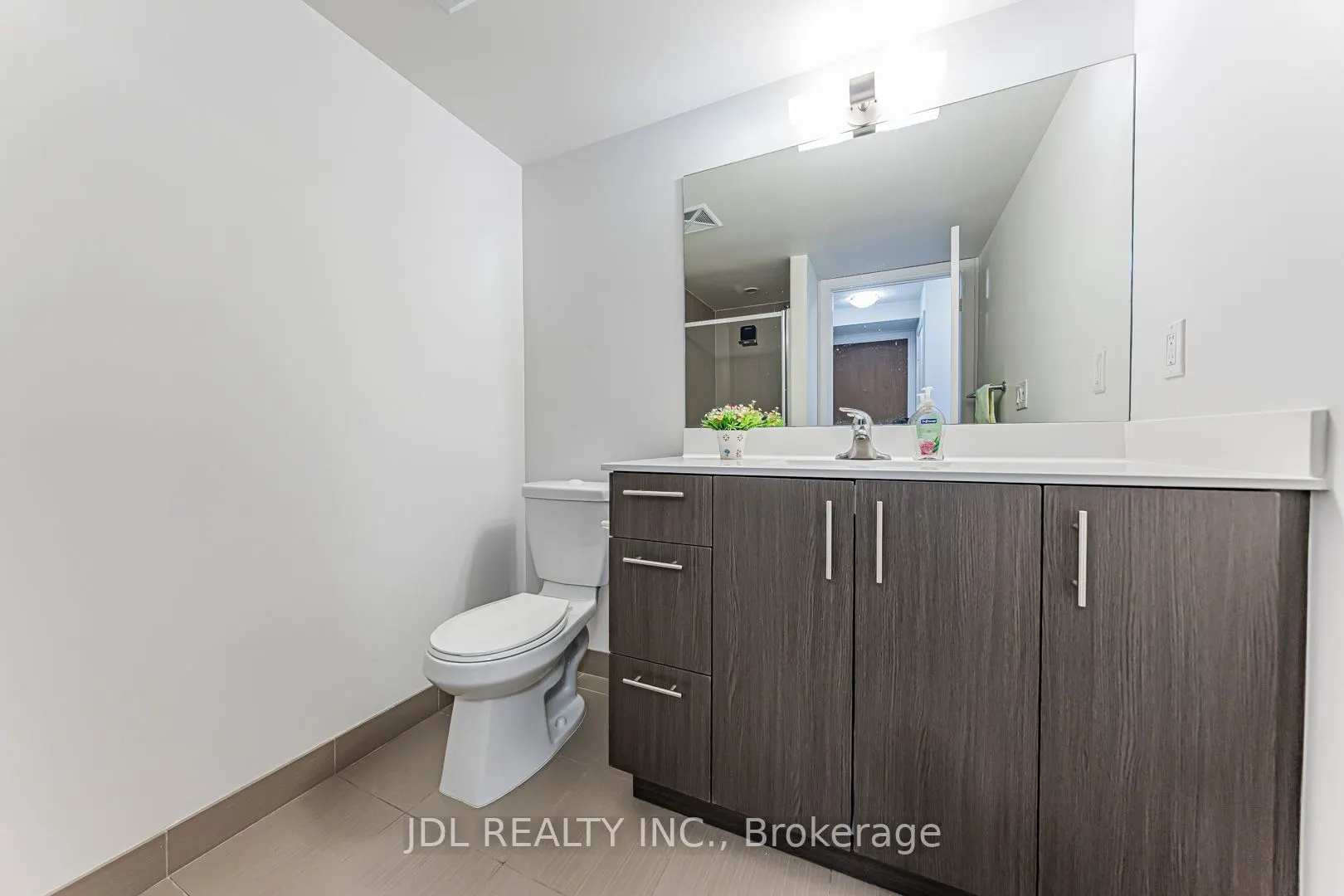 255 Village Green Square, #1402