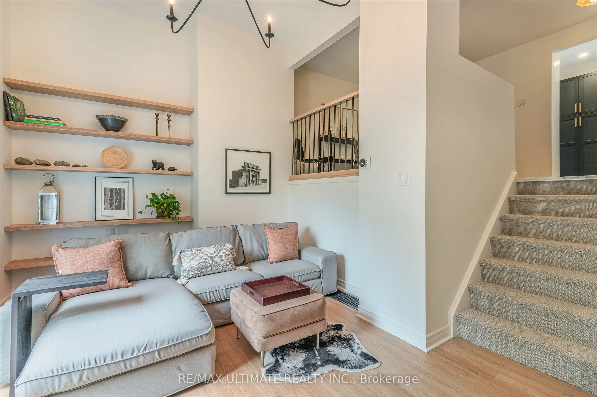 21 Rockwood Drive, #2
