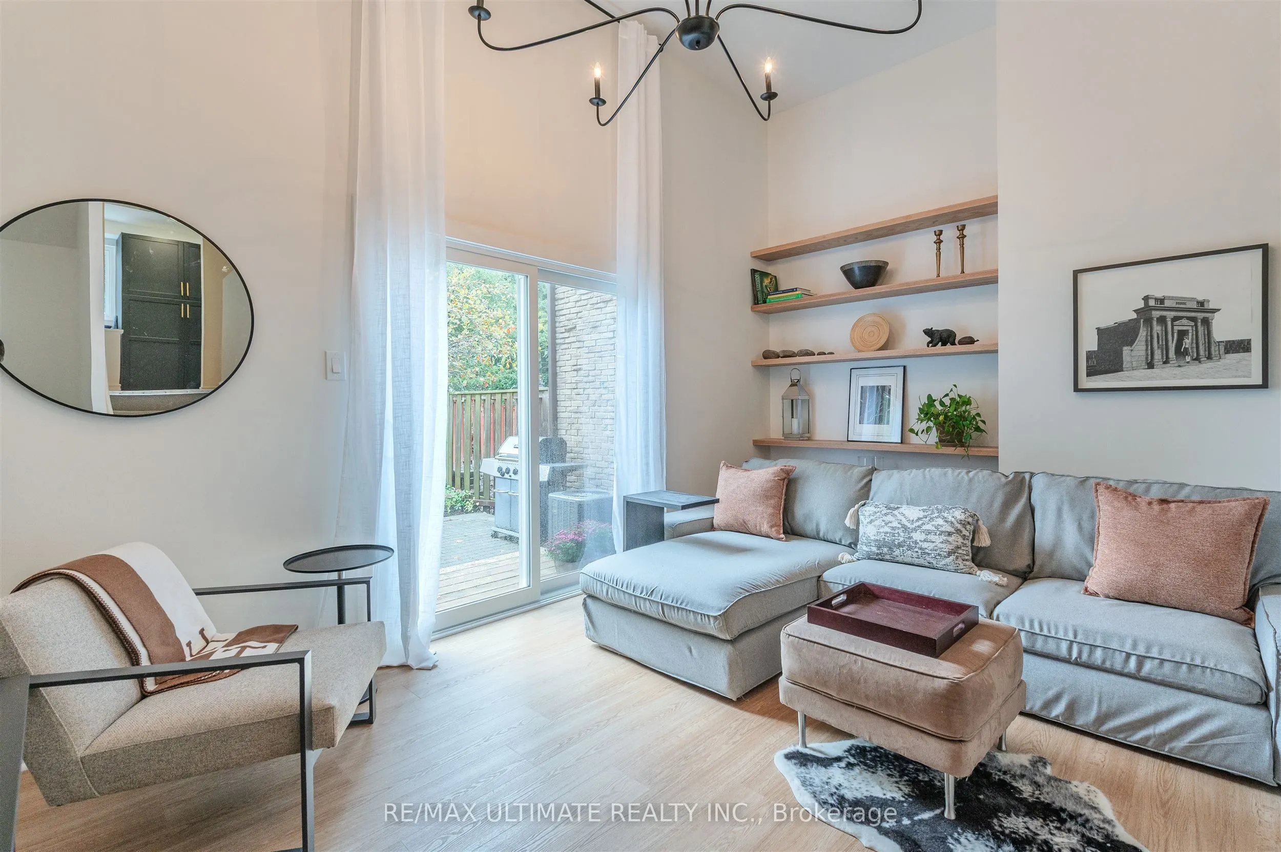 21 Rockwood Drive, #2