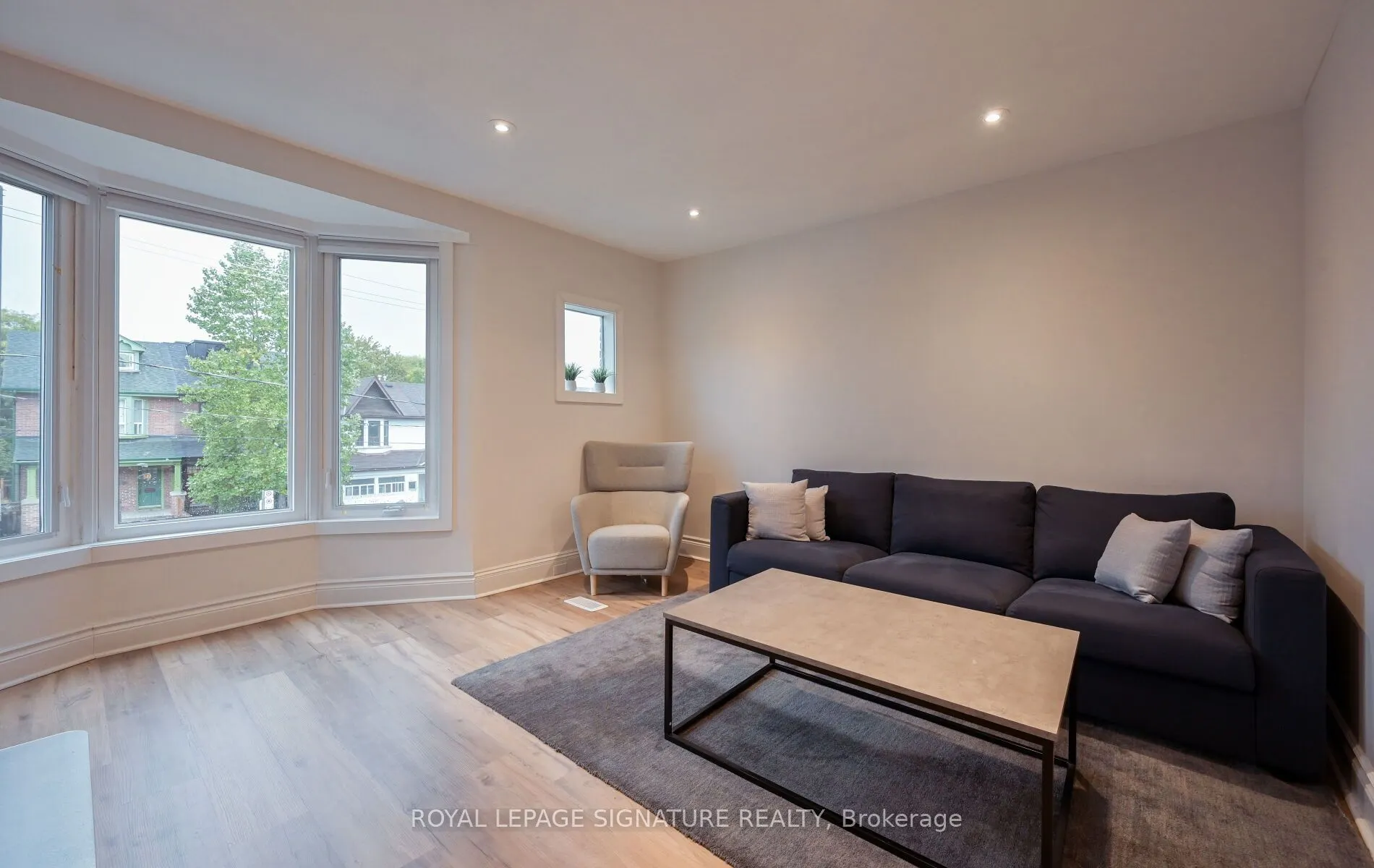 466 Pape Avenue, #Upper