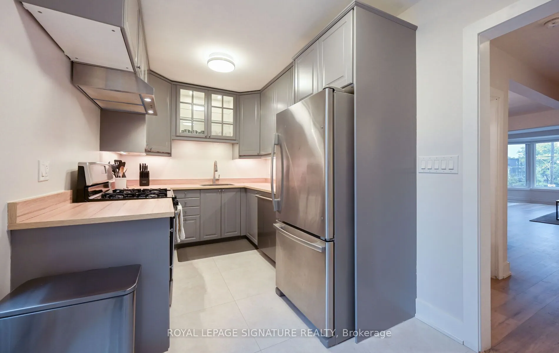 466 Pape Avenue, #Upper