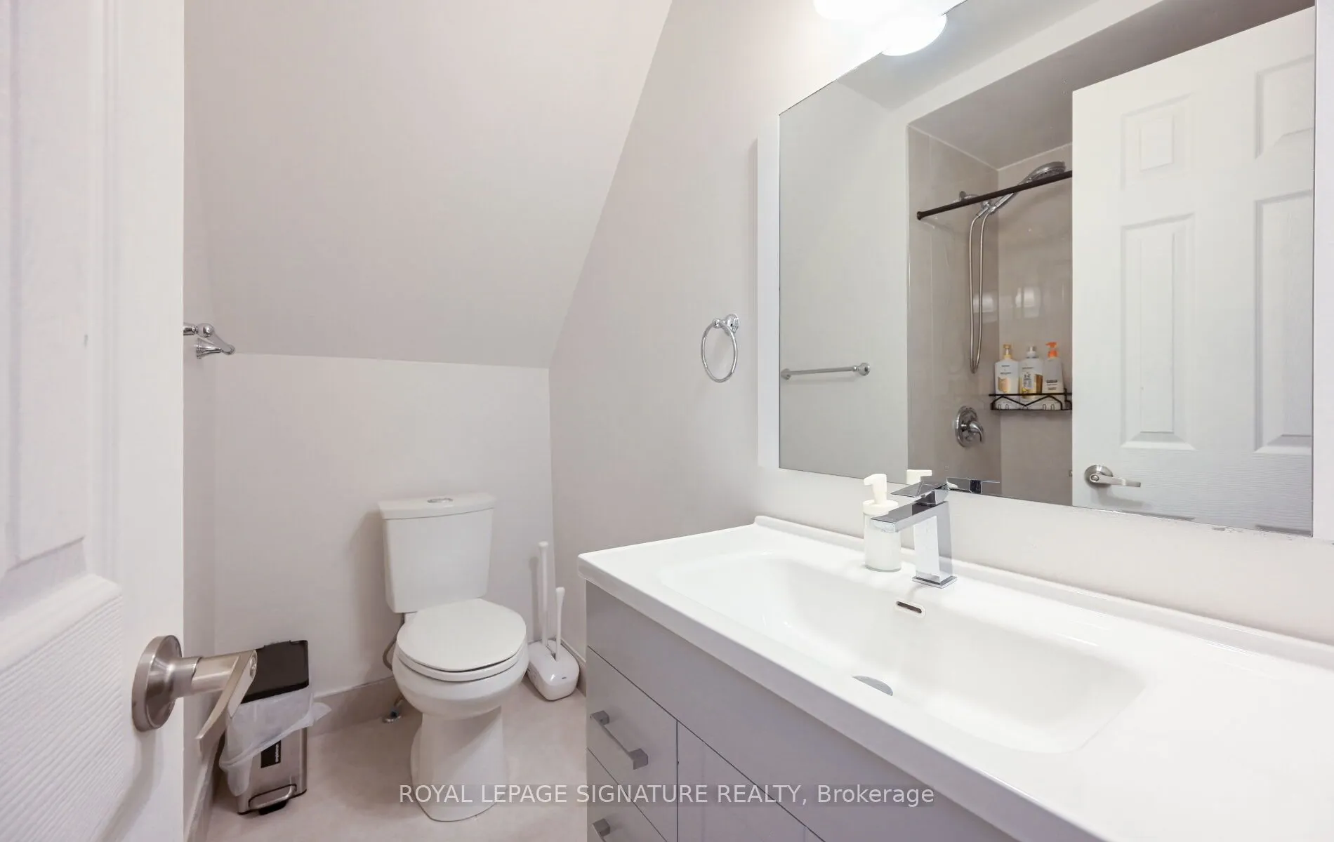466 Pape Avenue, #Upper