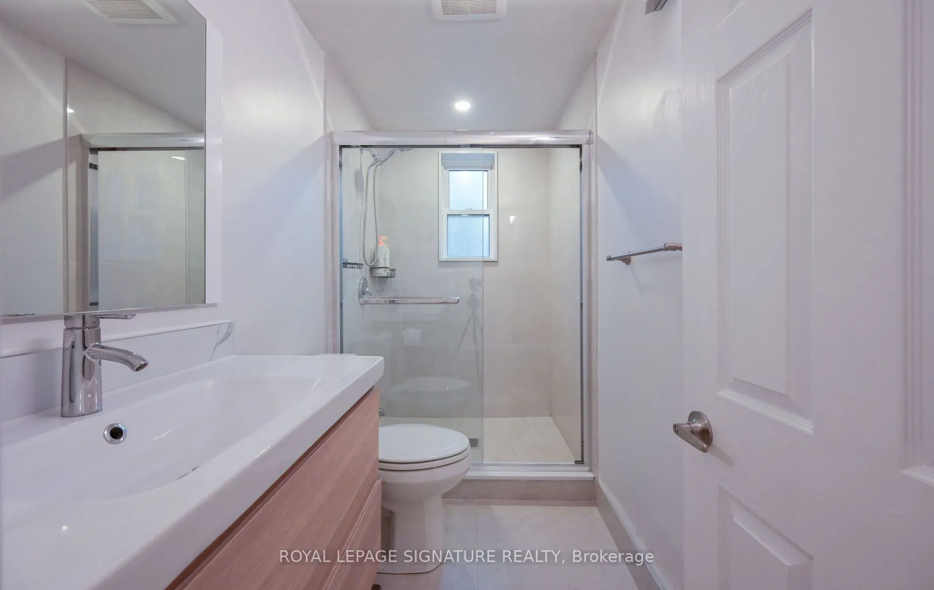 466 Pape Avenue, #Upper