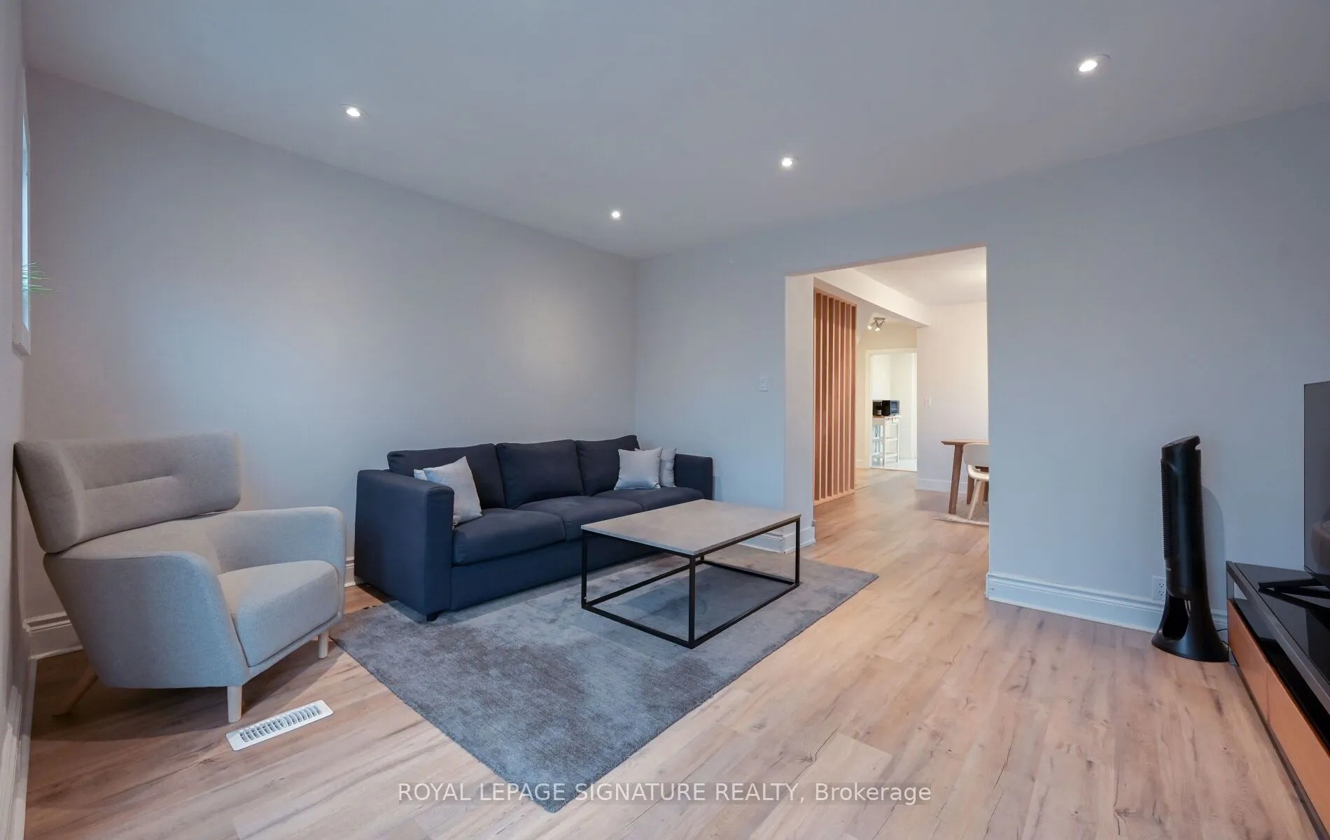 466 Pape Avenue, #Upper