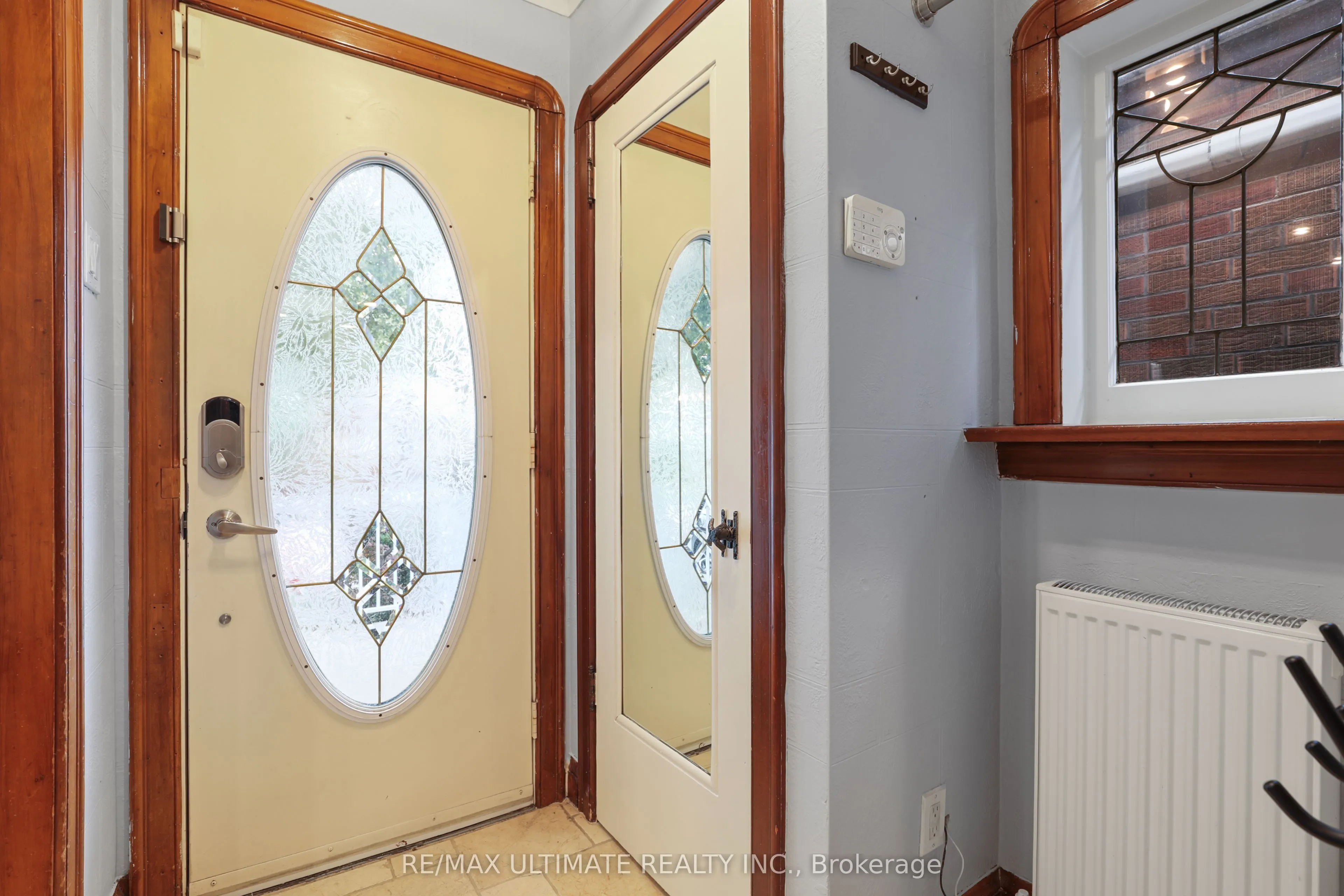 25 Fairside Avenue