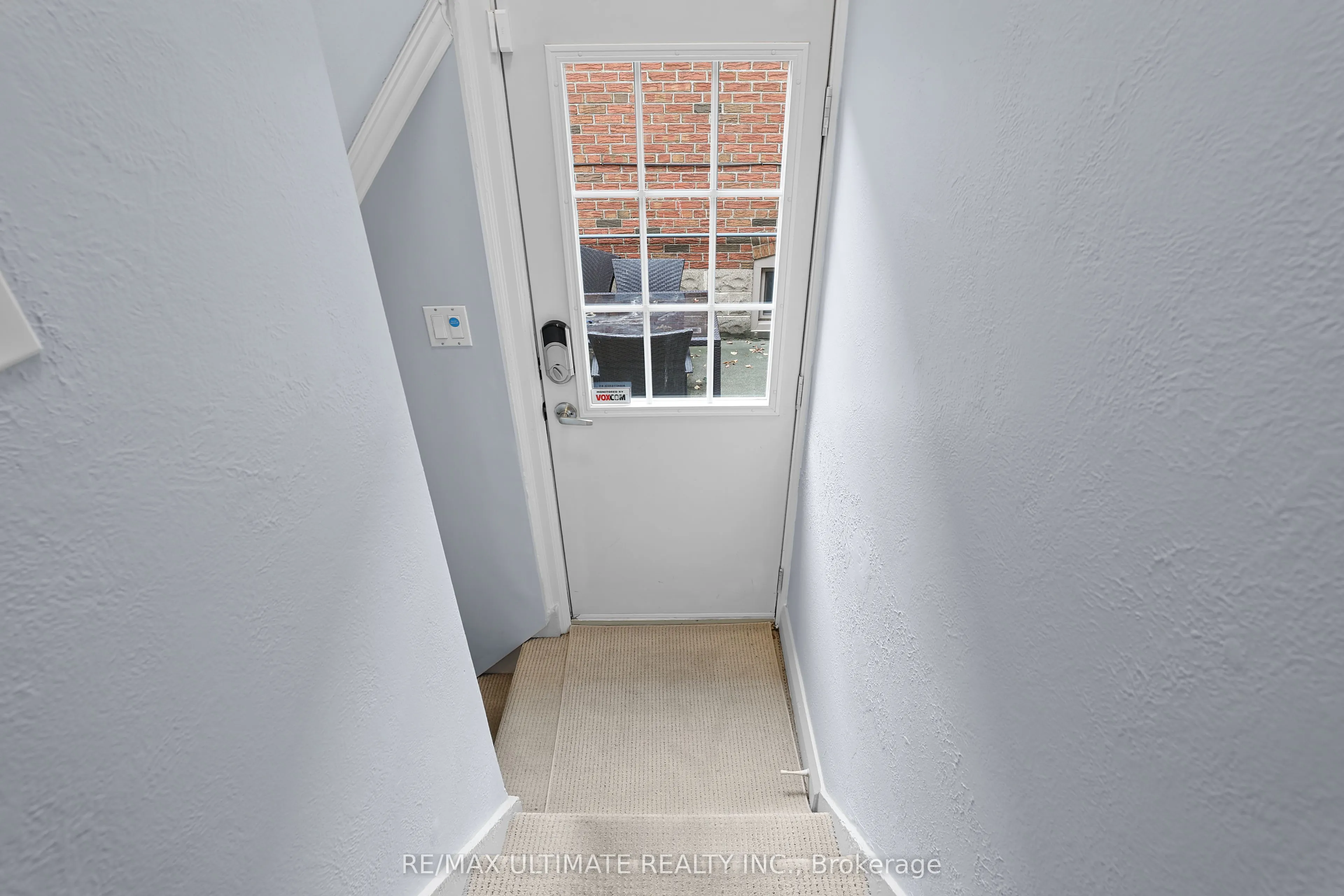 25 Fairside Avenue