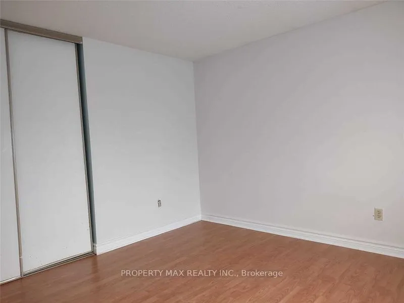 54 Chapman Drive, #Upper