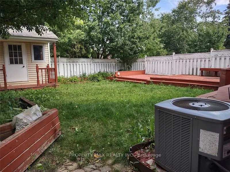 54 Chapman Drive, #Upper