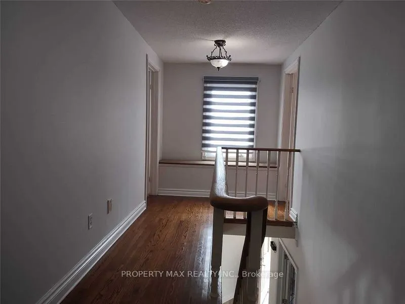 54 Chapman Drive, #Upper
