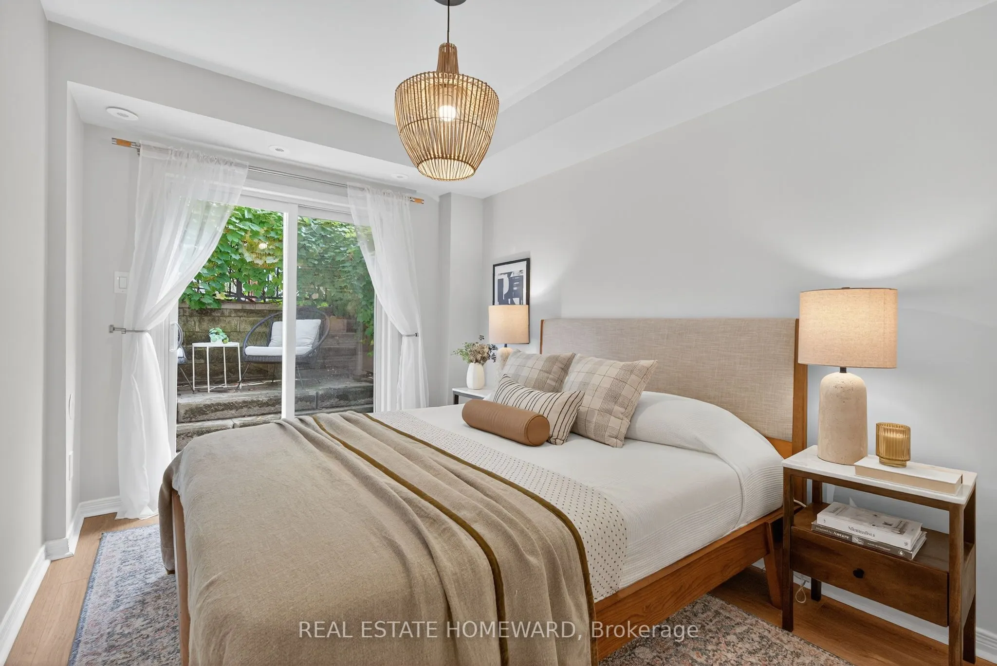 11 Frances Loring Lane, #1