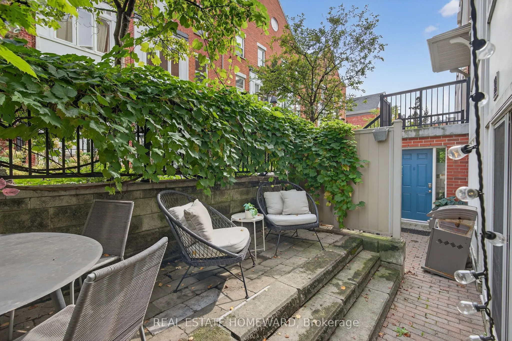 11 Frances Loring Lane, #1