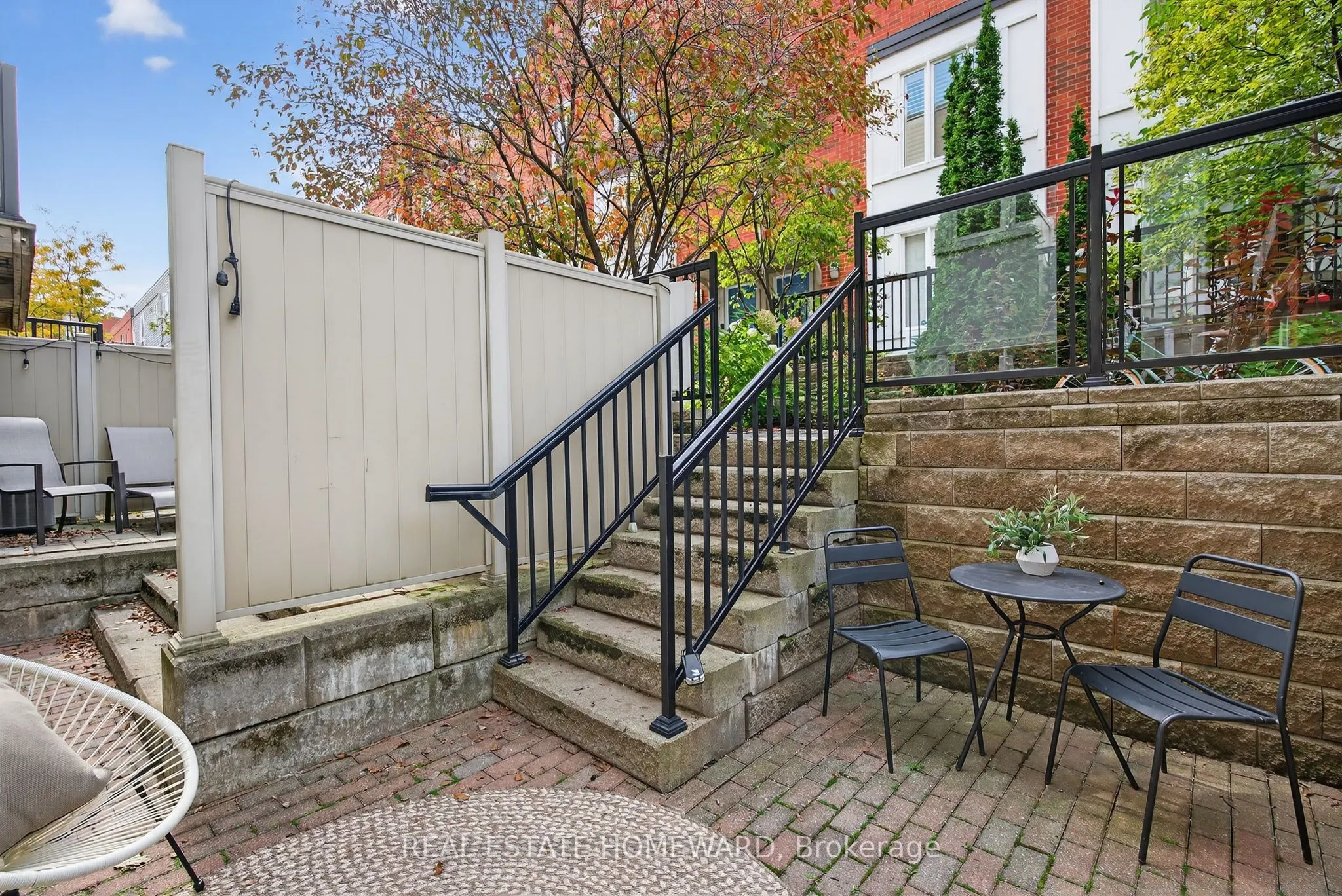 11 Frances Loring Lane, #1