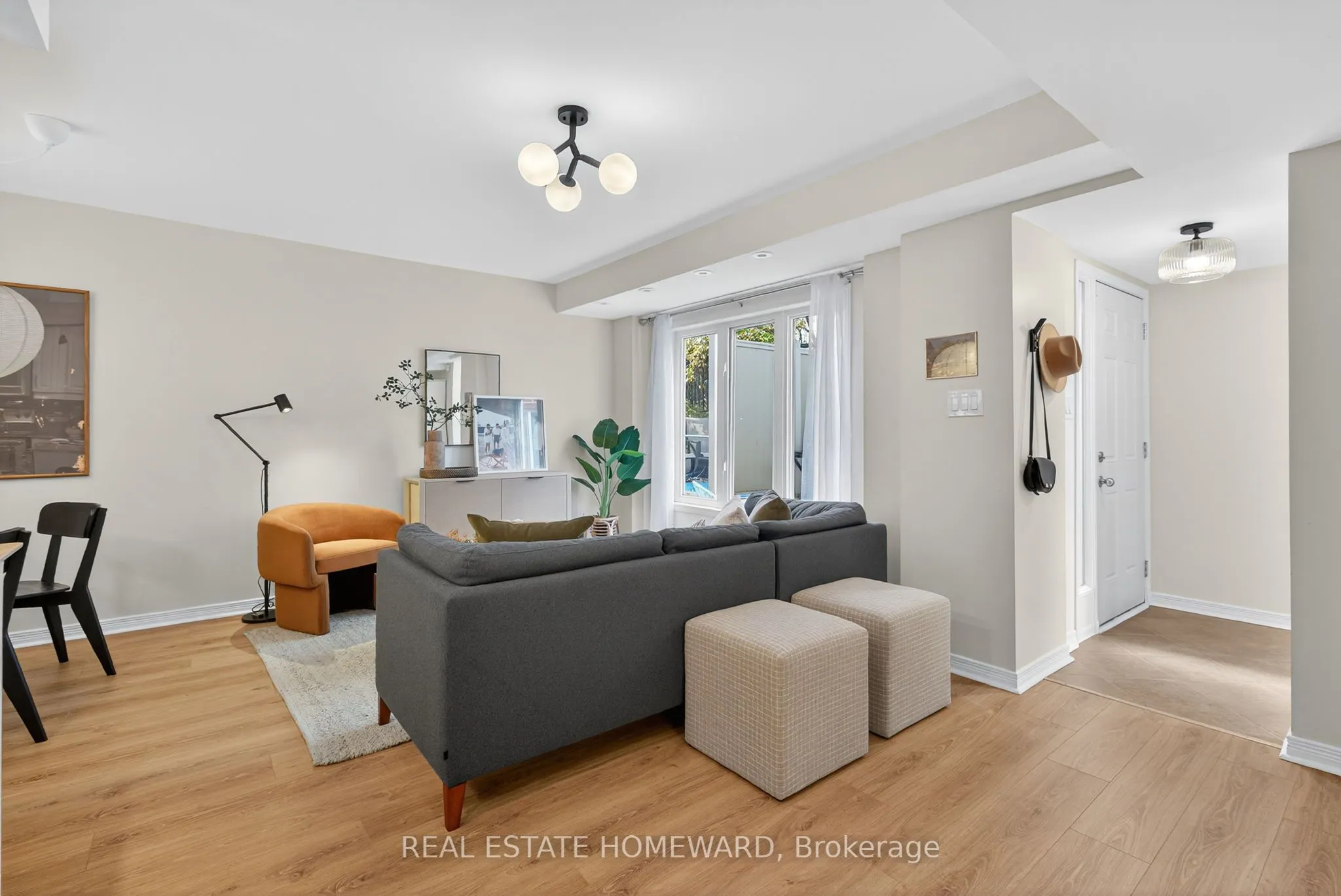 11 Frances Loring Lane, #1