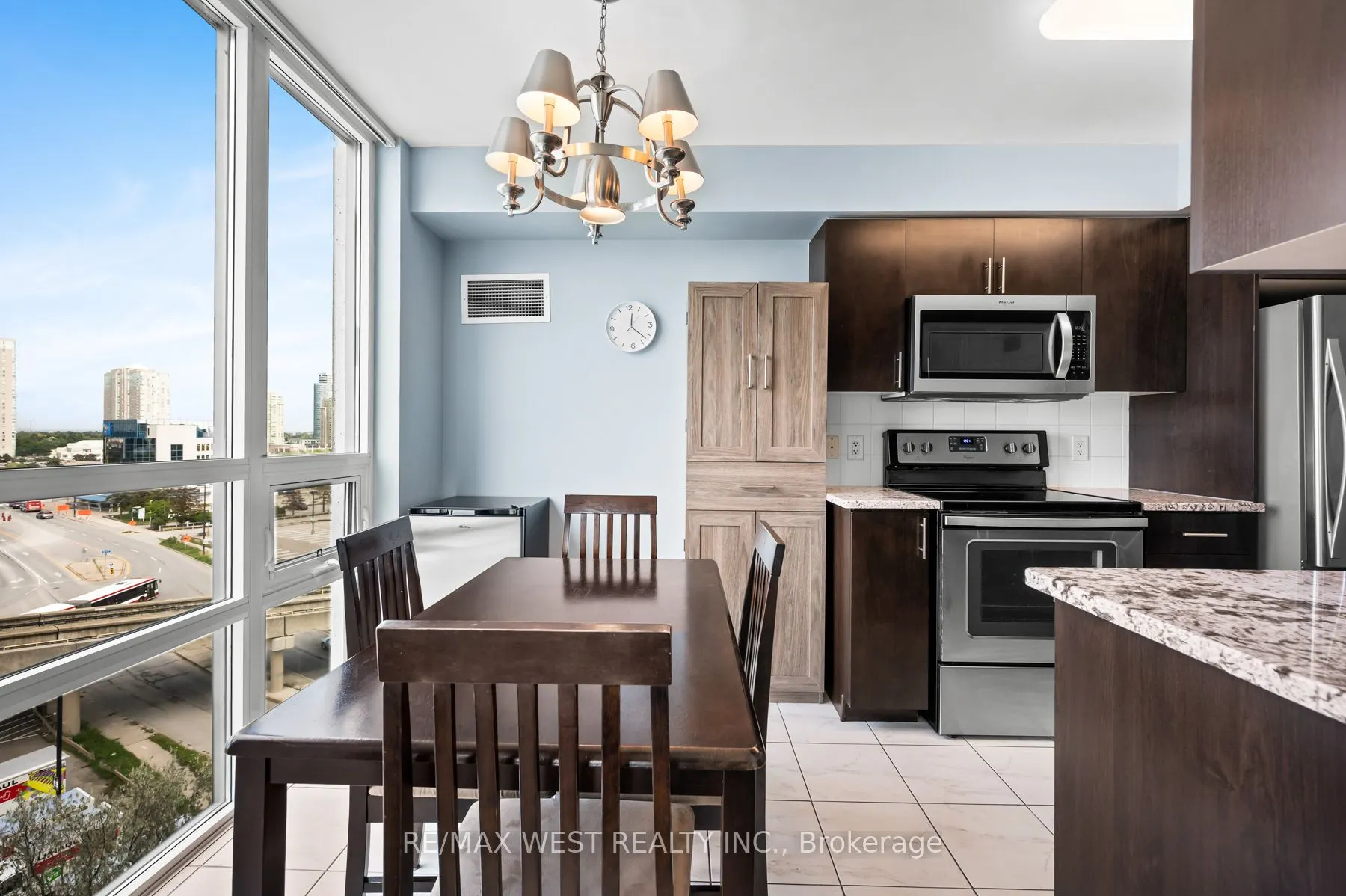 88 Grangeway Avenue, #803