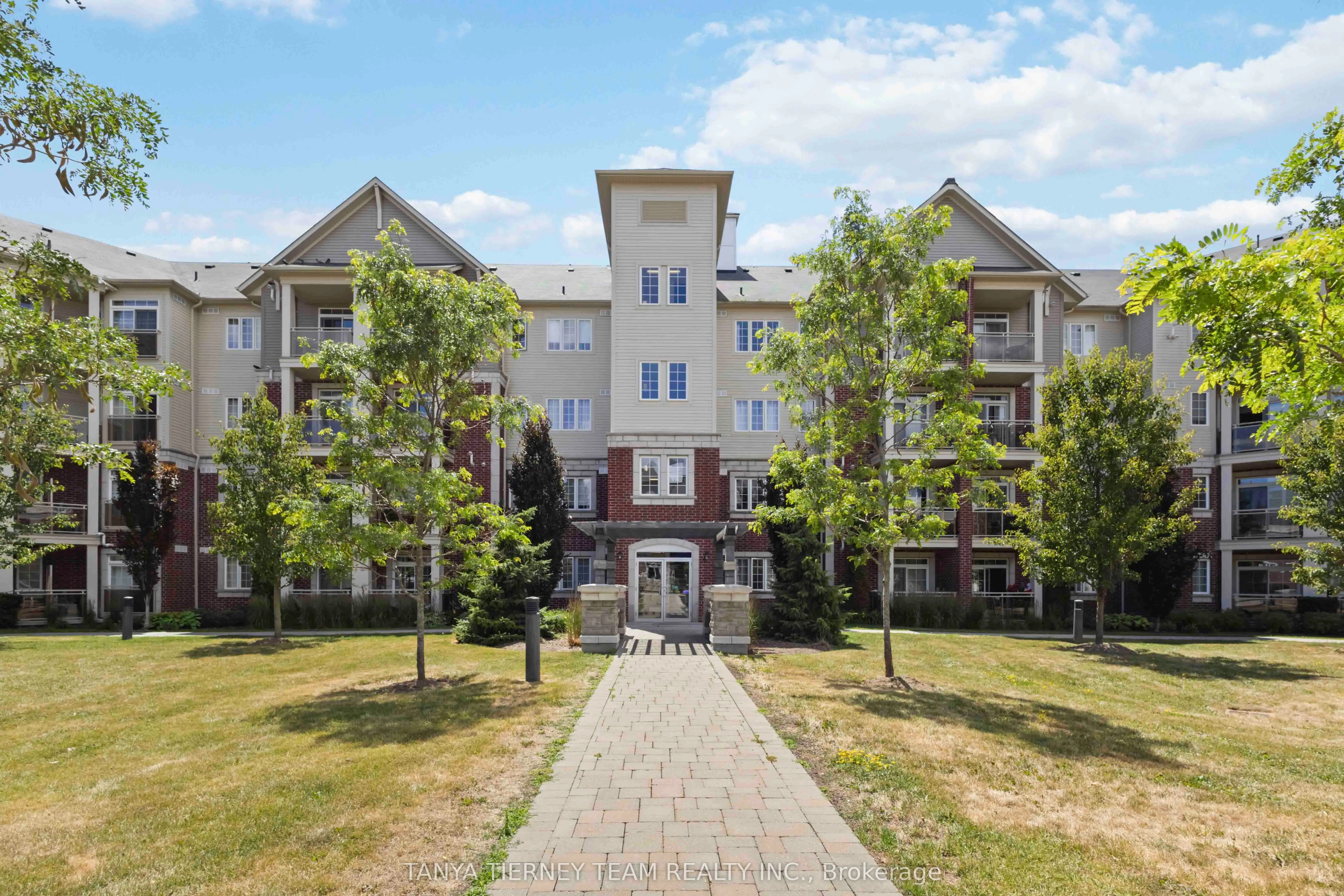 84 Aspen Springs Drive, #404