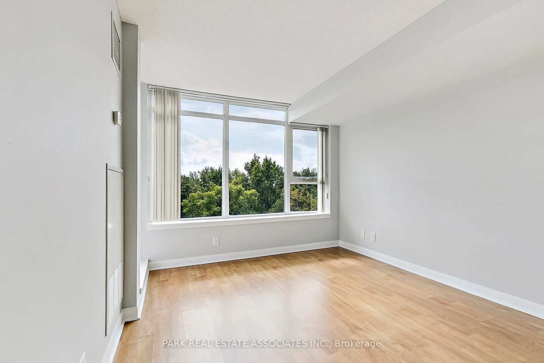 190 Borough Drive, #15