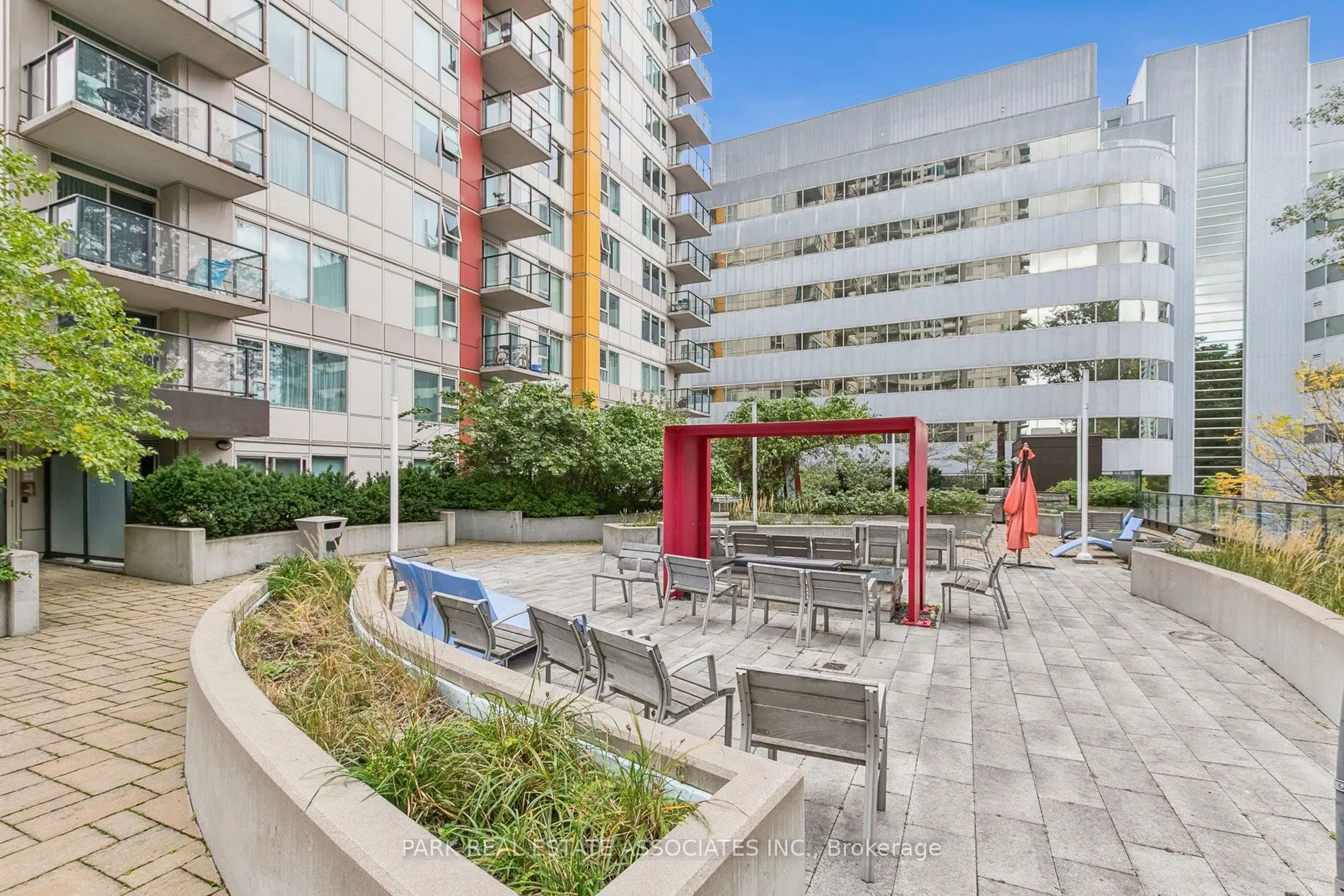 190 Borough Drive, #15