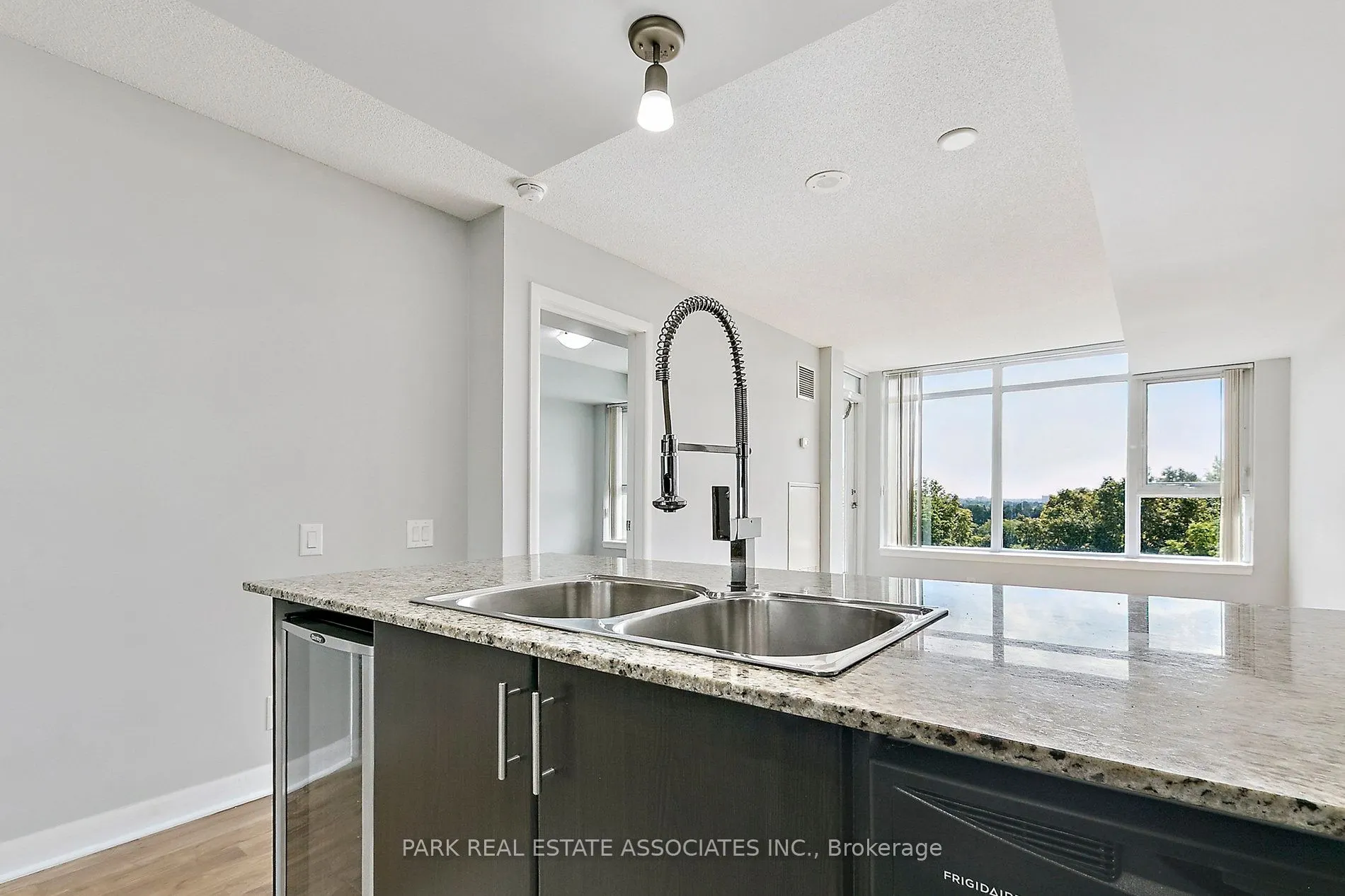 190 Borough Drive, #15