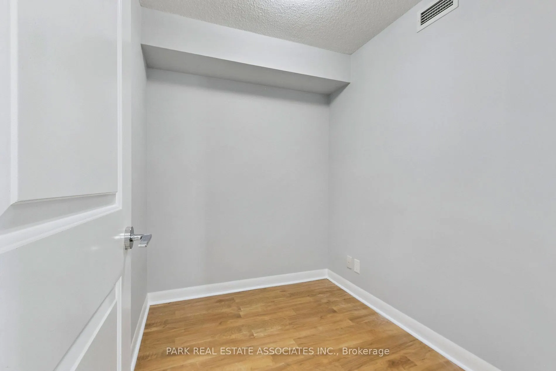 190 Borough Drive, #15