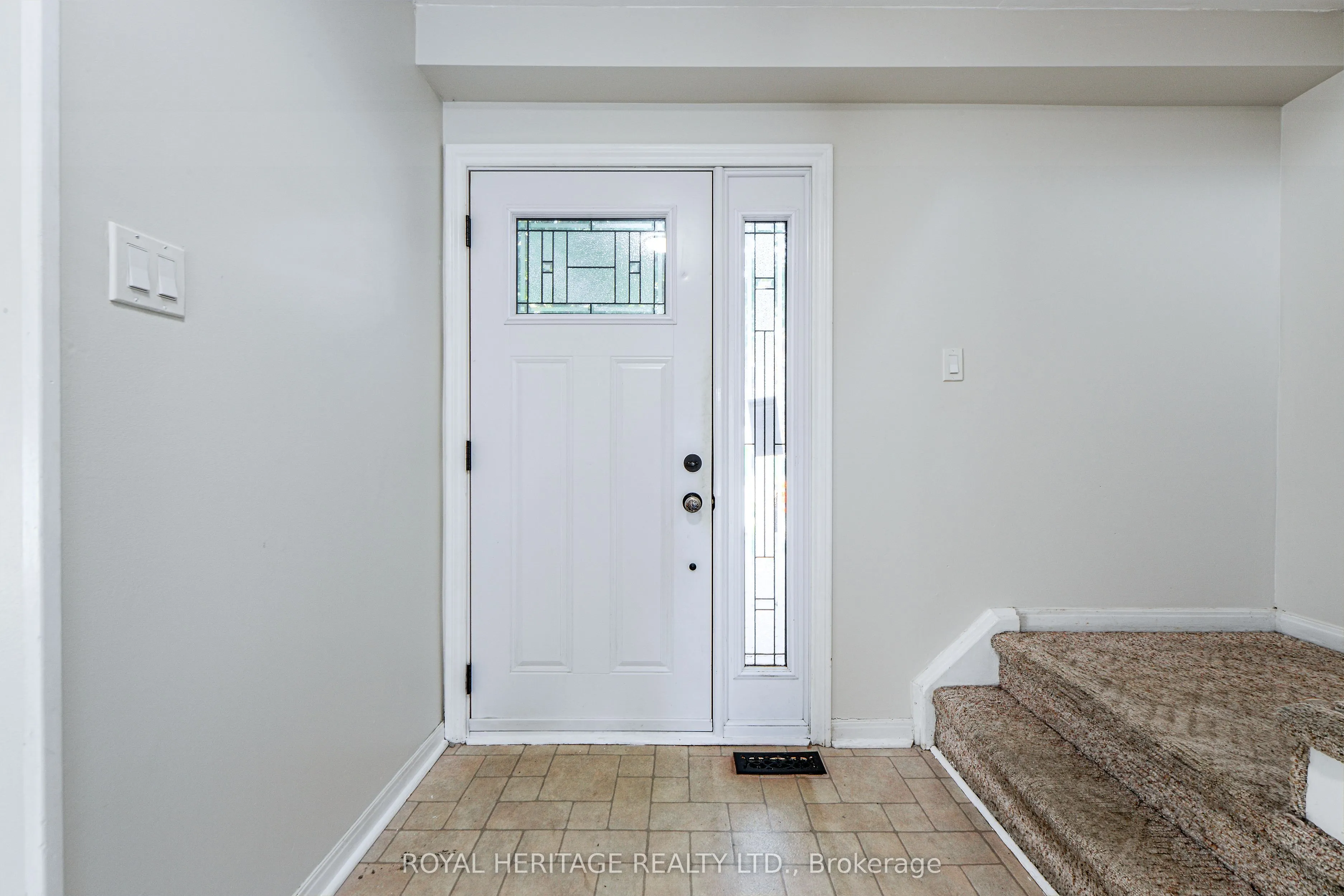 586 Creekview Circle