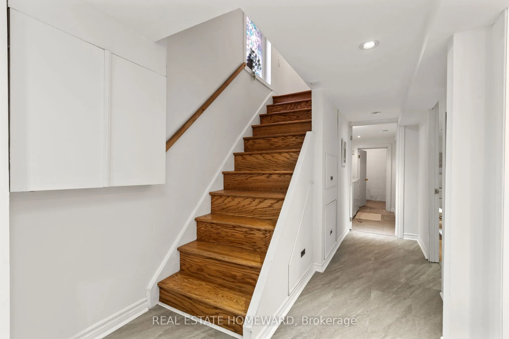 86 Floyd Avenue