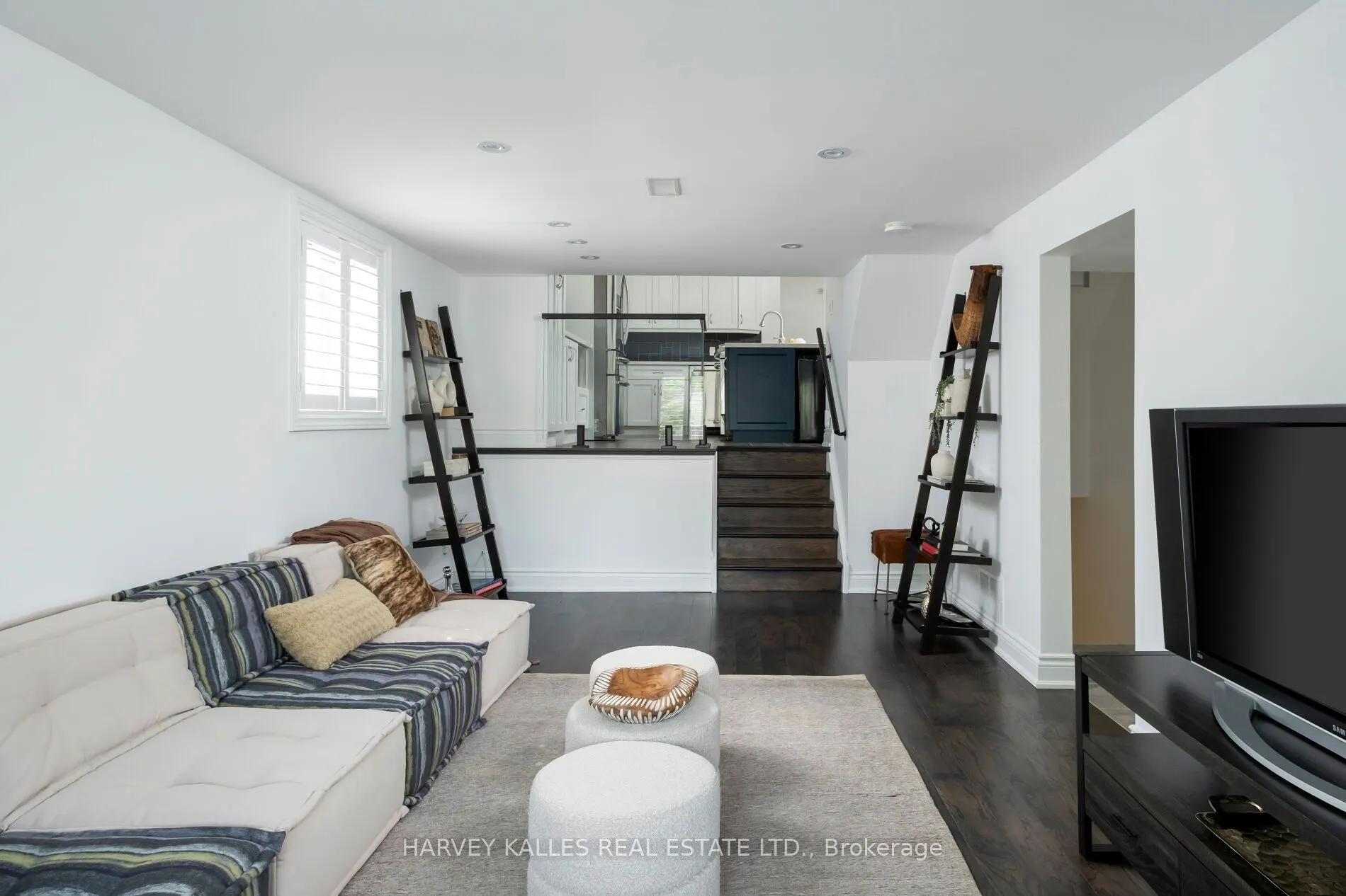 225 Stewart Street