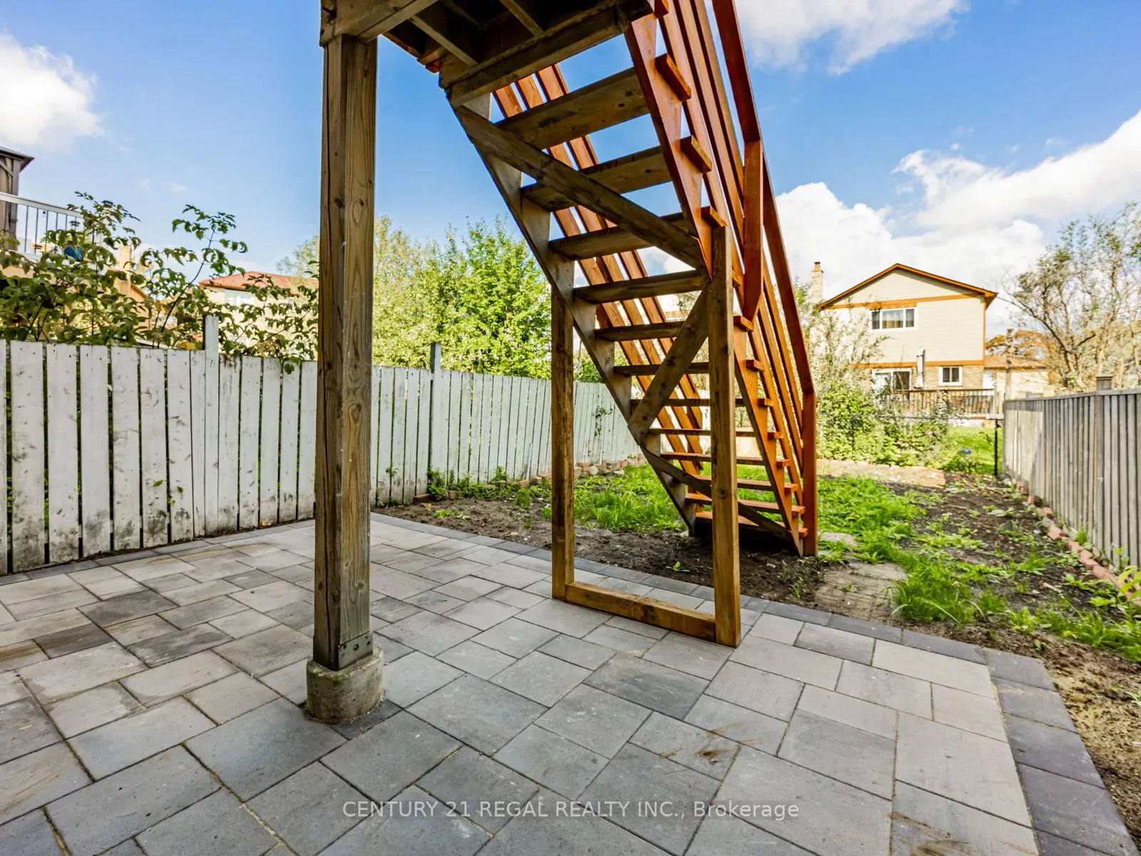 81 Nabob Crescent
