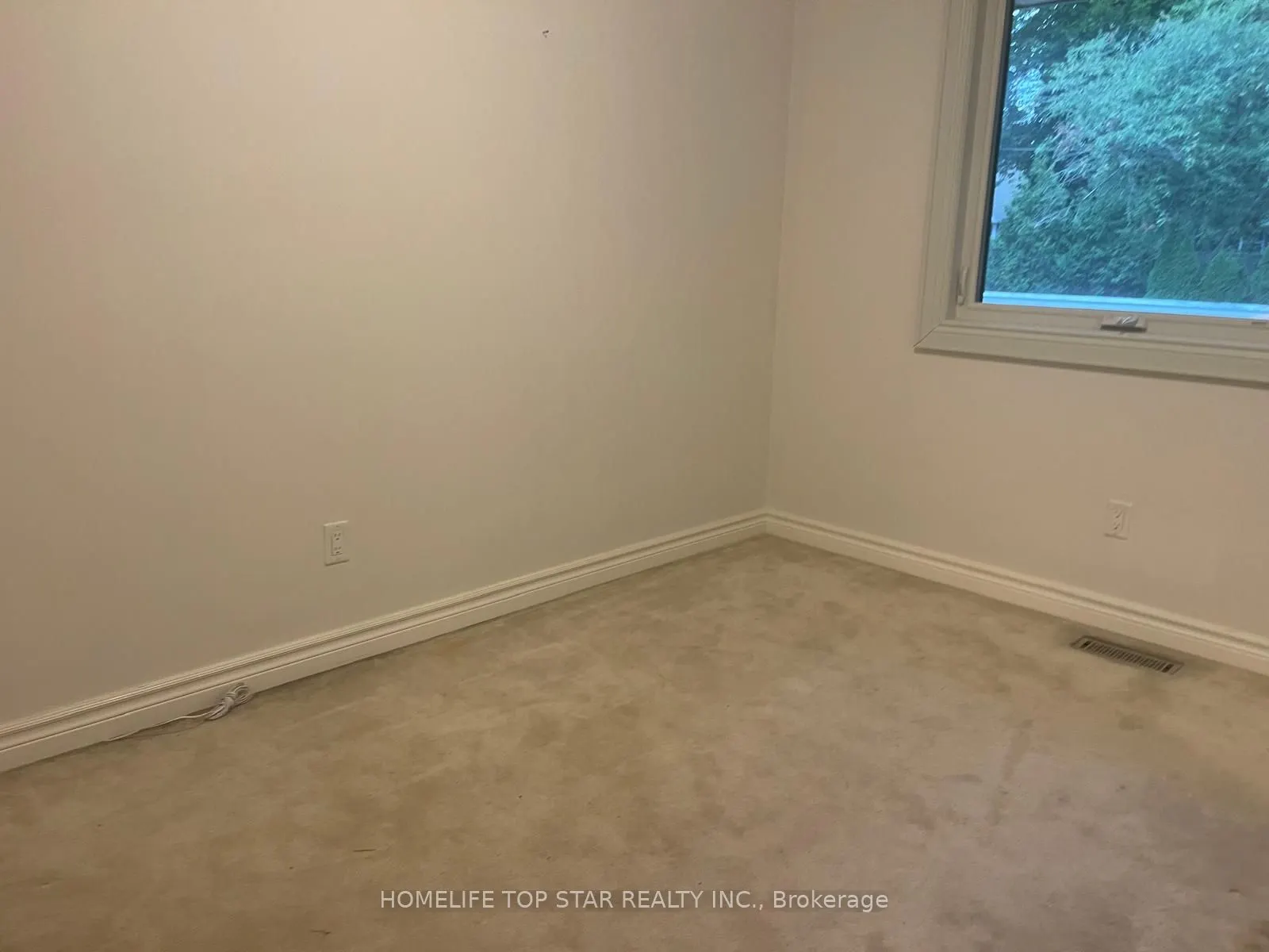 336 Conlin Road E, #Main