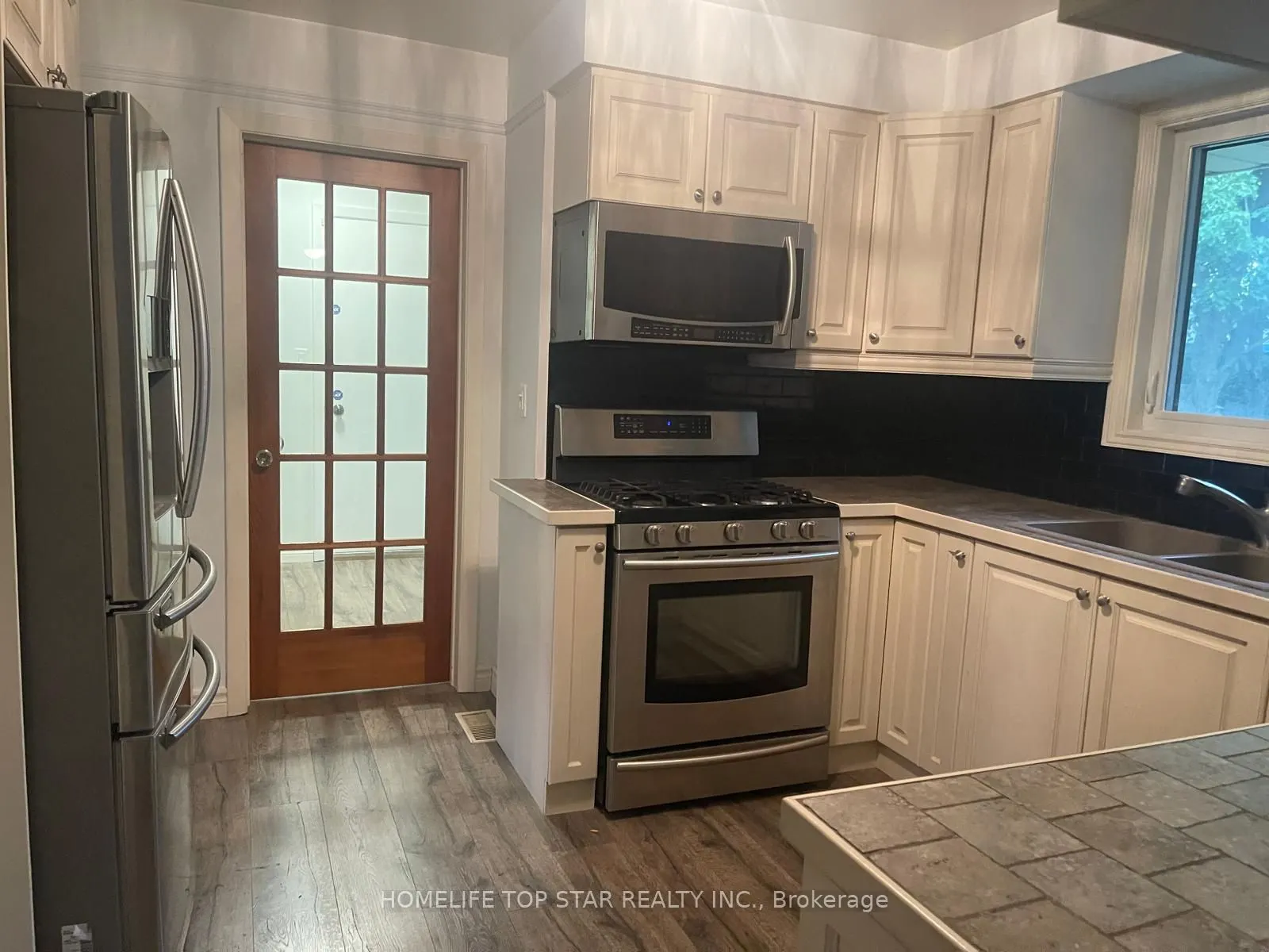 336 Conlin Road E, #Main