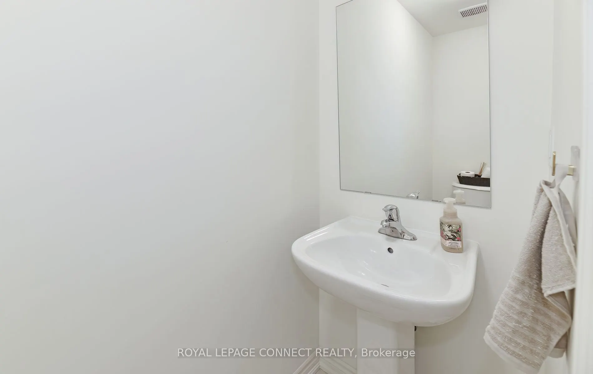 492 Salem Road S, #06