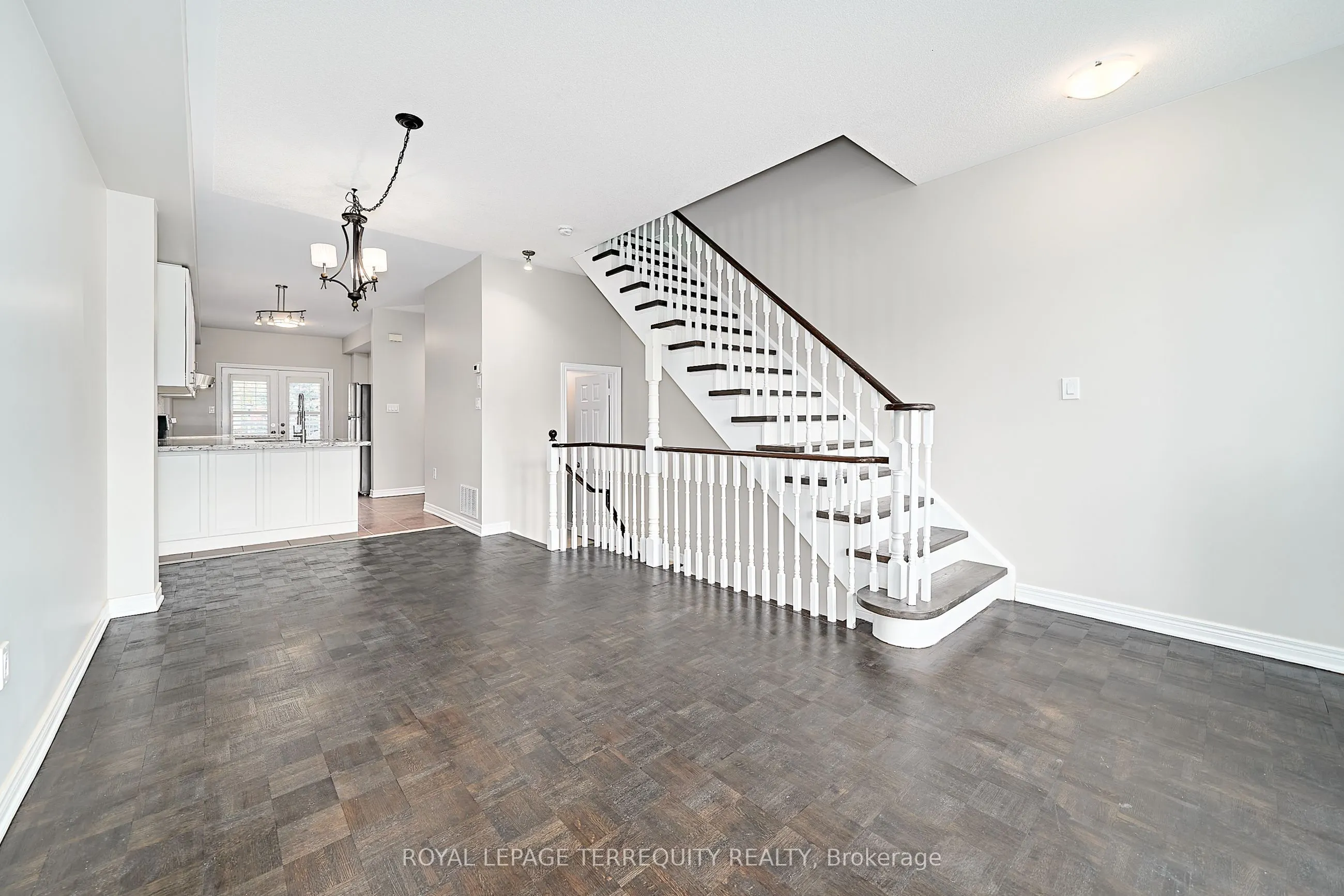 301 Strouds Lane, #5