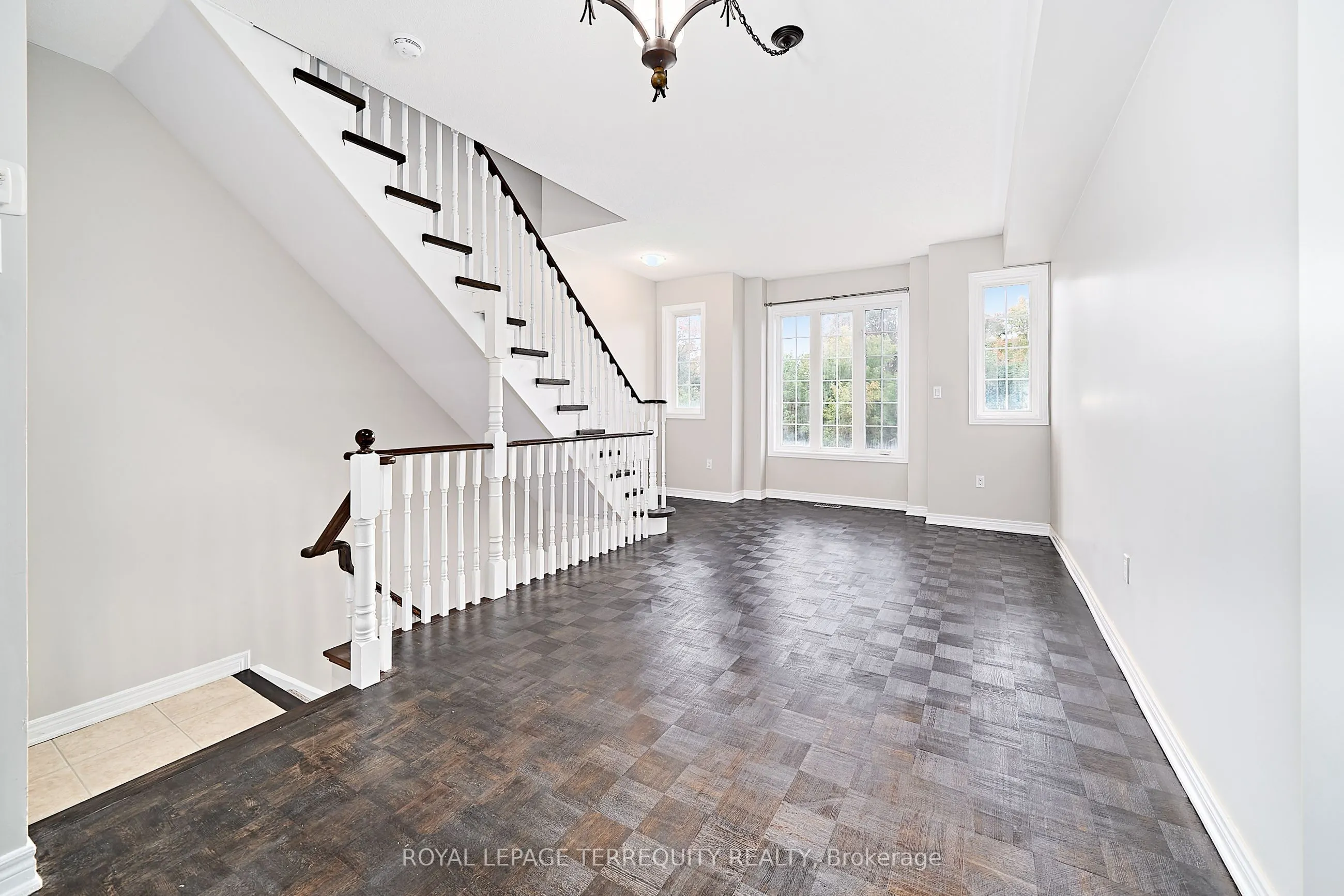 301 Strouds Lane, #5