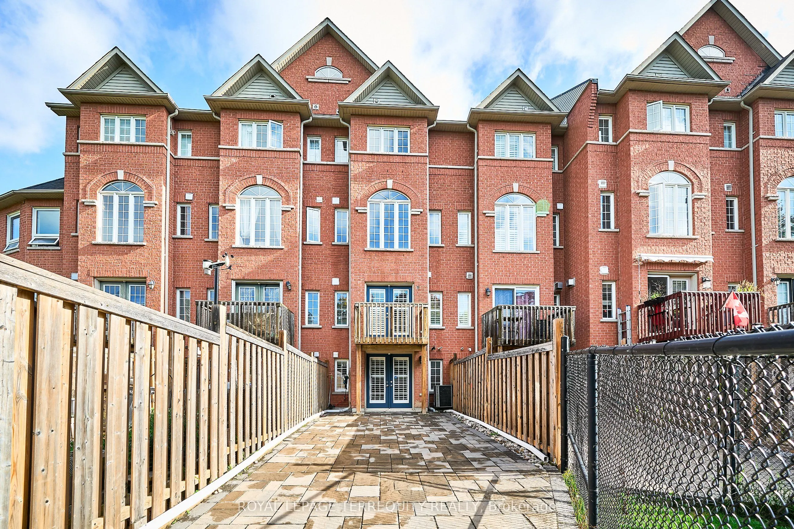 301 Strouds Lane, #5
