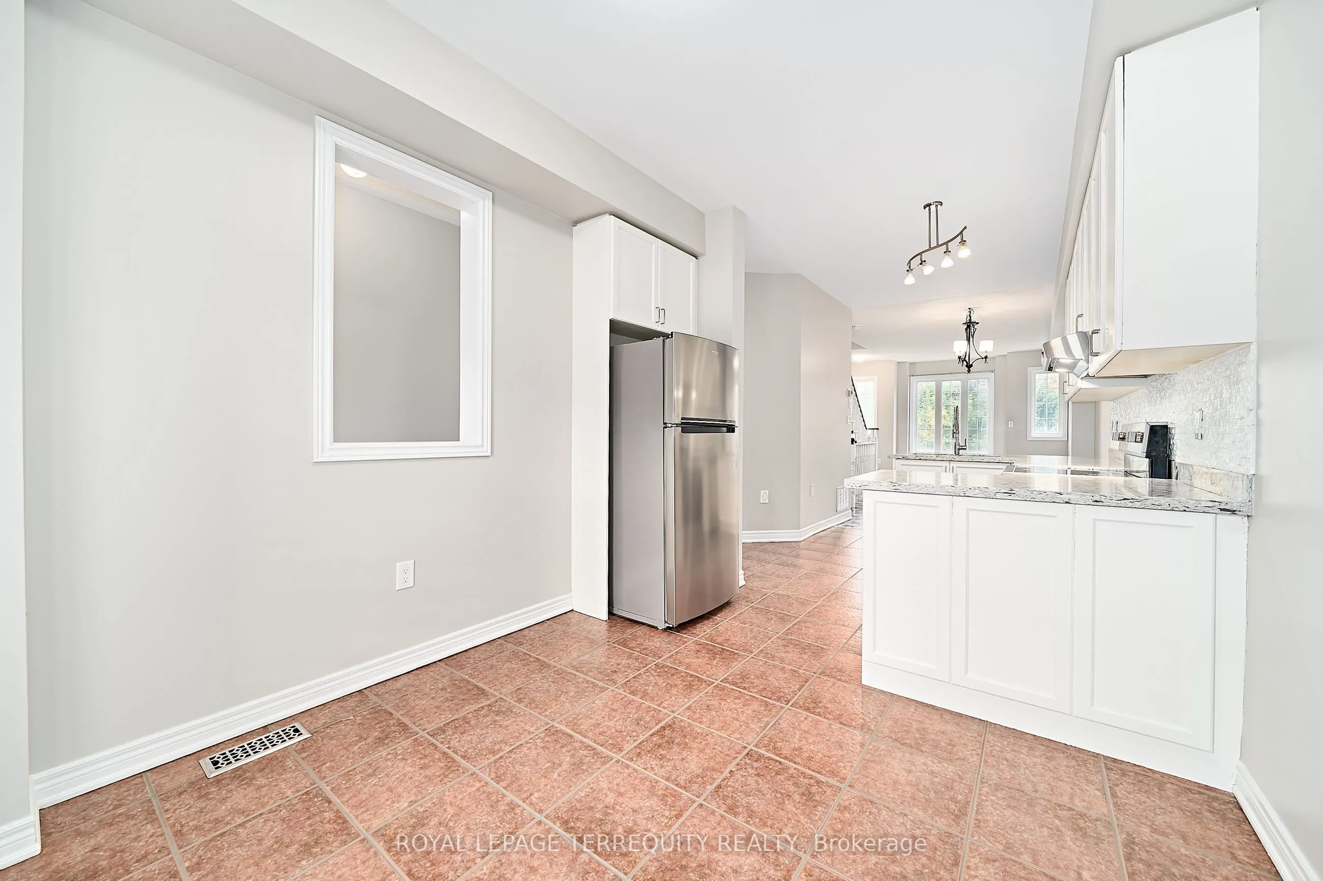 301 Strouds Lane, #5