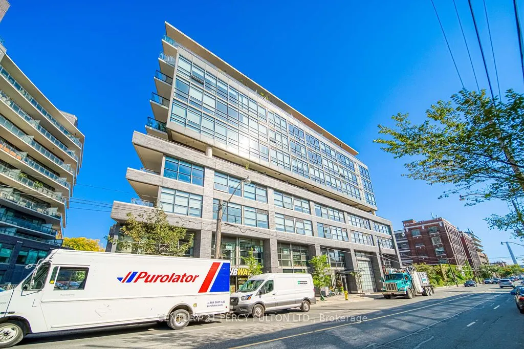 319 Carlaw Avenue, #816